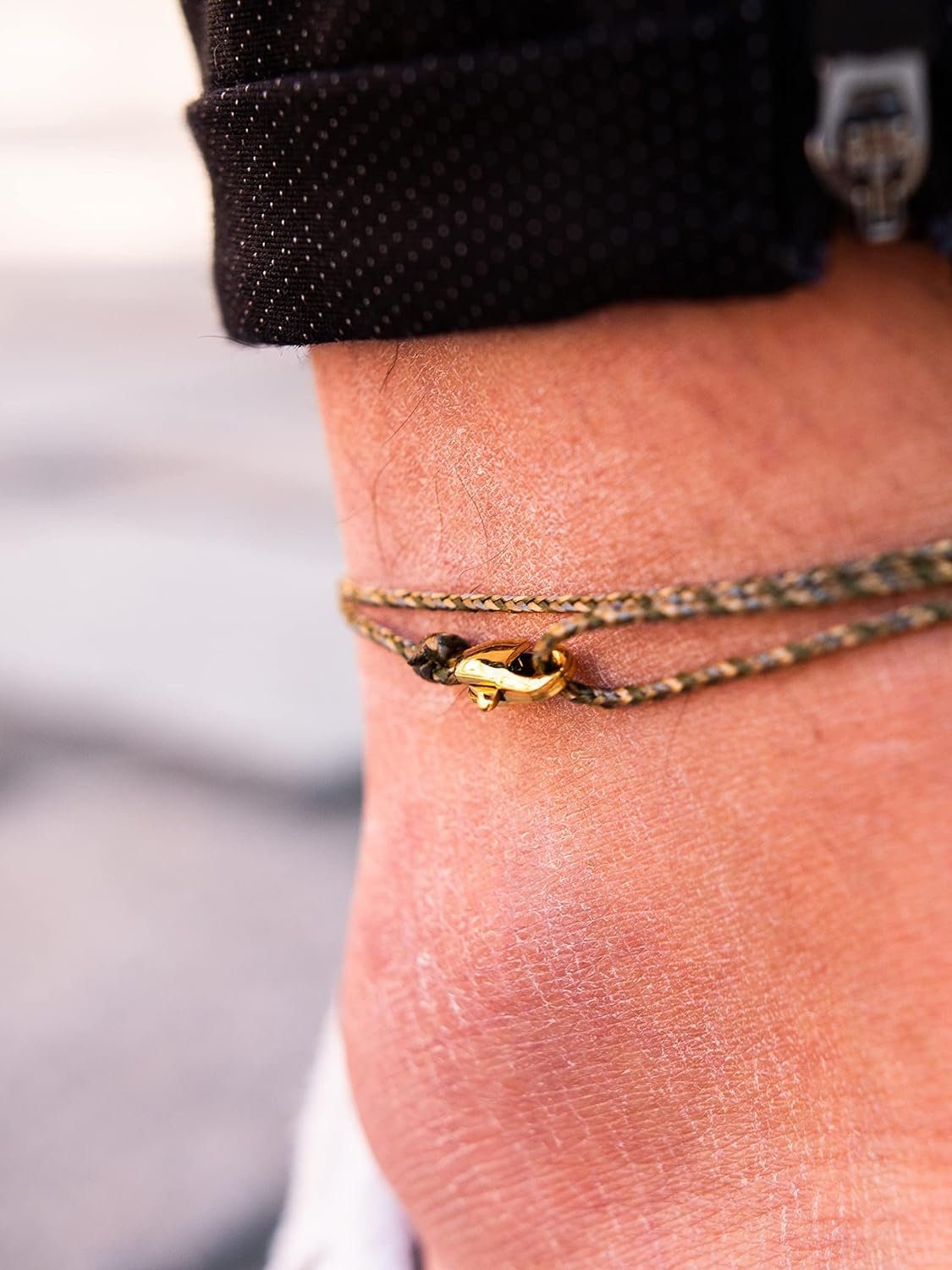 Made by Nami Fußkette Dünnes Wickelfußband Strand Festival Surfer-Schmuck, Karabiner-Haken Verschluss 100% Wasserfest Verstellbar