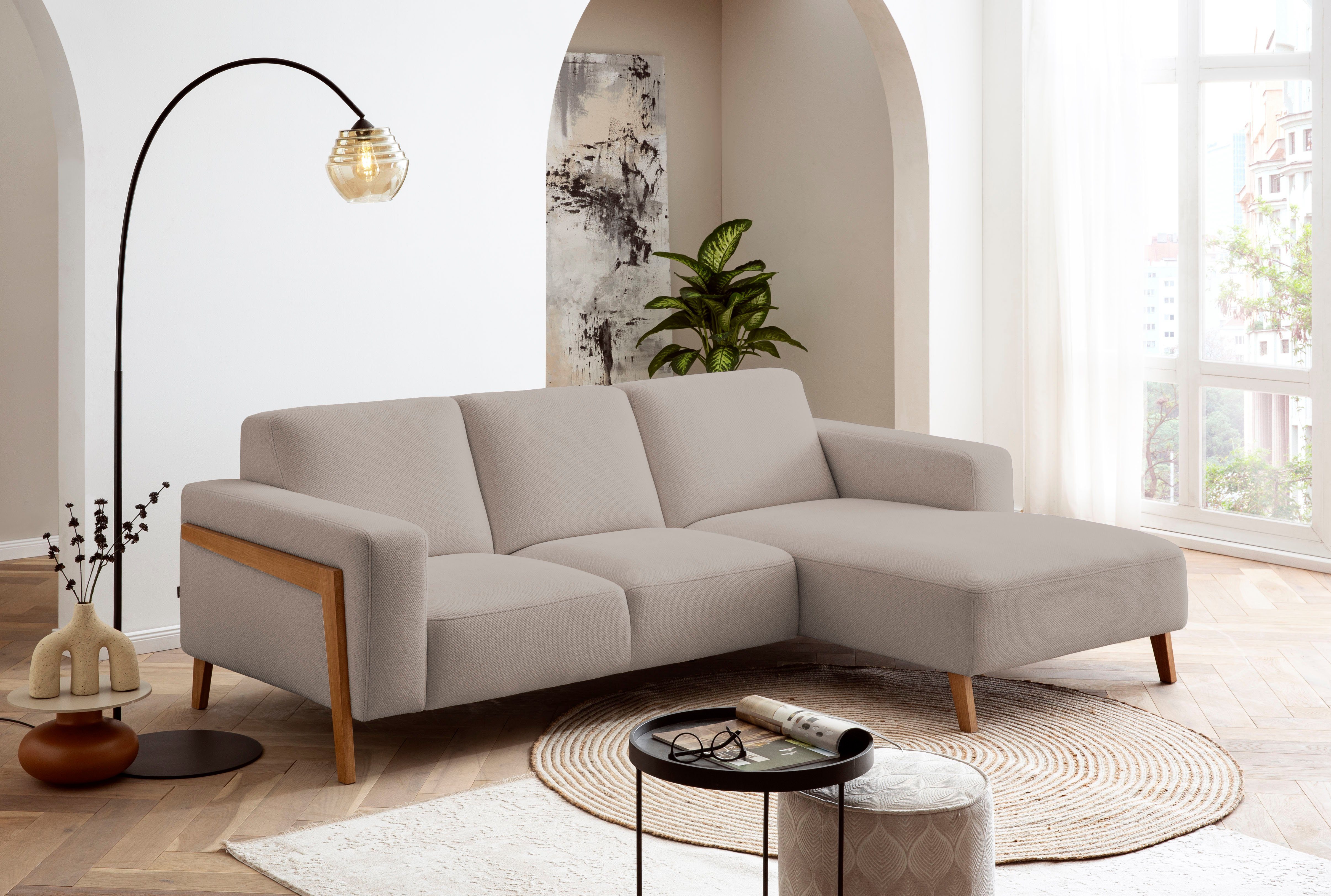 exxpo - sofa fashion Ecksofa Starr Scandic Design, tolle Verarbeitung, bequem, Sichtholz am Armteil, L-Form, wahlw. elektrische Sitztiefenverstellung, Massivholzfüße