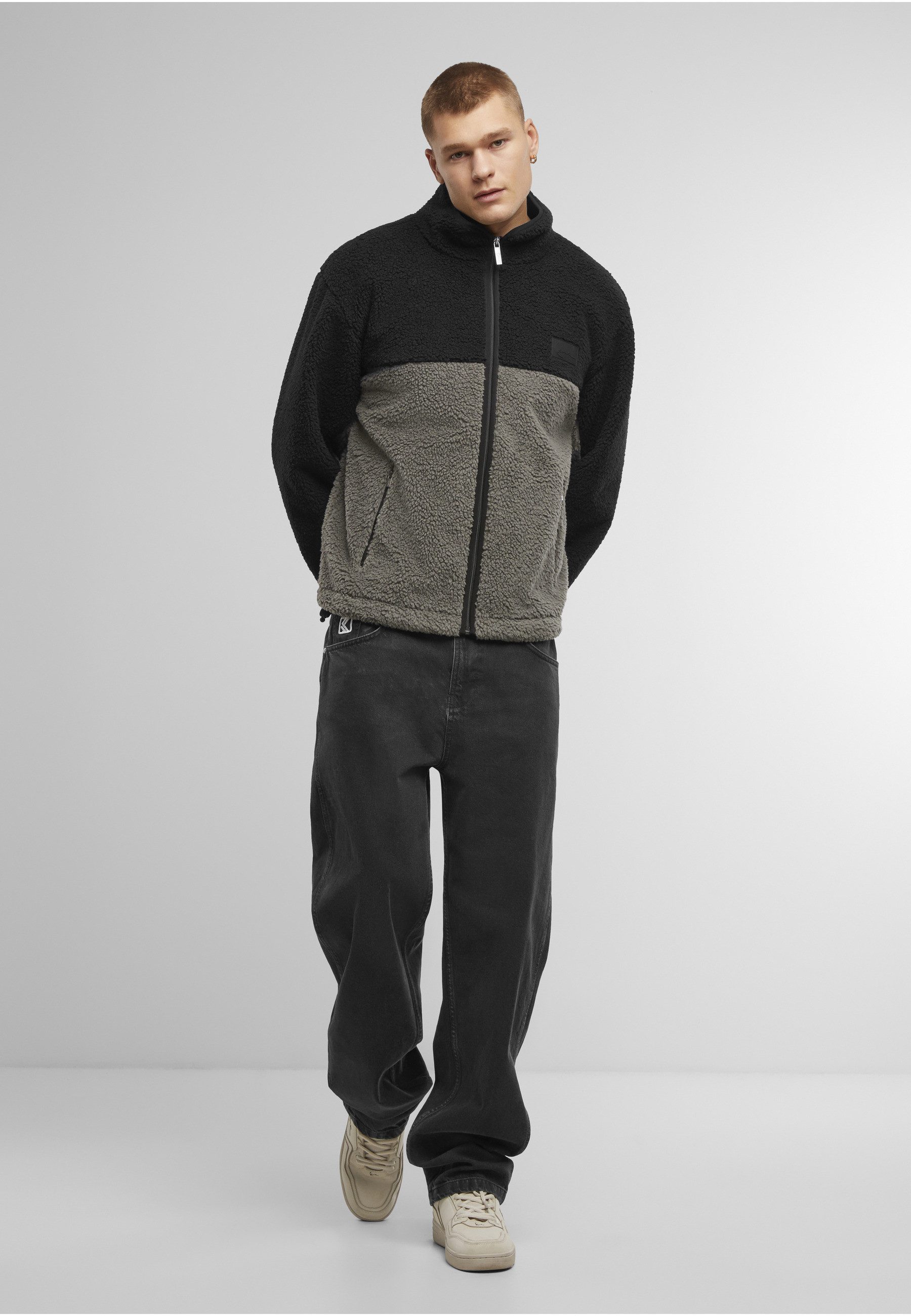 Karl Kani Winterjacke Karl Kani Signature Rubber Patch Teddy Zip Jacket (1-St)
