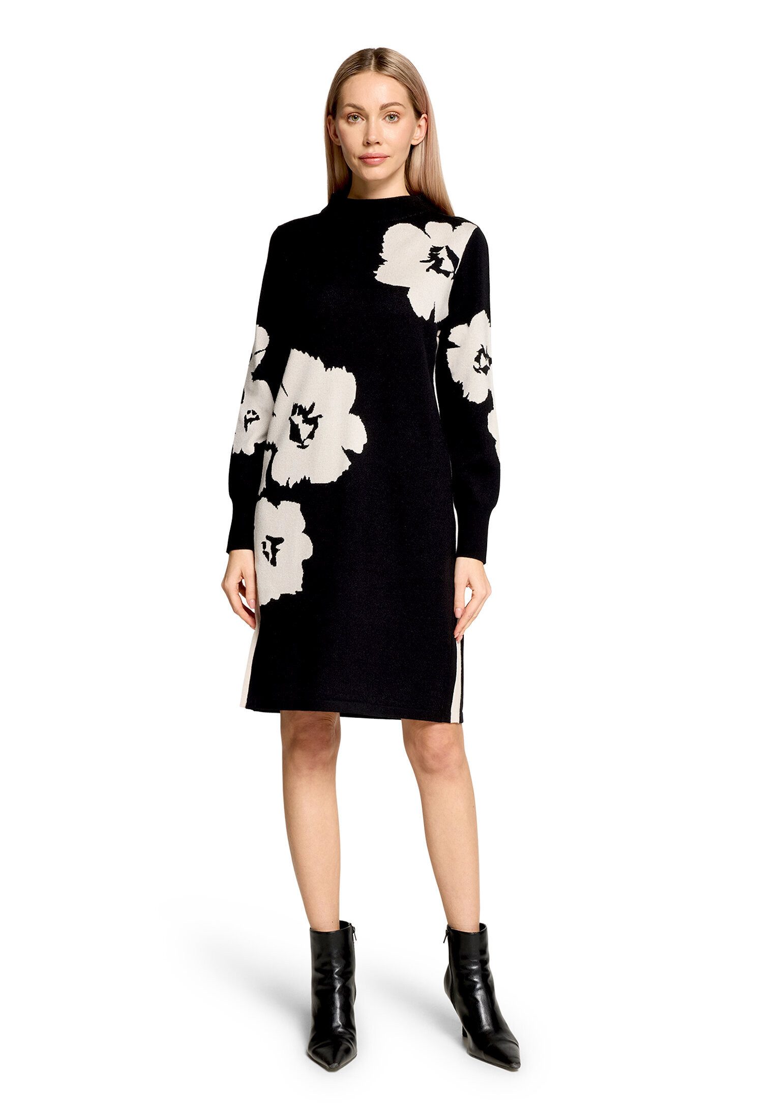 Strickkleid Damen mit Stehkragen