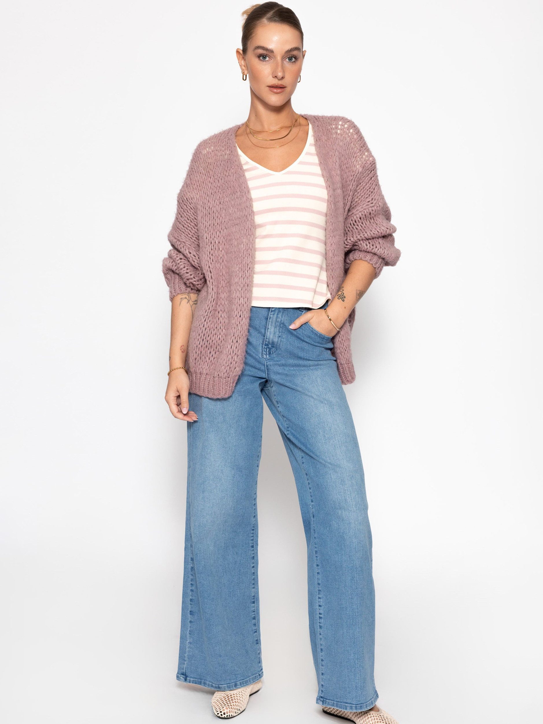 SASSYCLASSY Cardigan Oversize Cardigan aus Strick Damen Strickcardigan im oversized Fit mit Rippbündchen – Bild 3 von 5