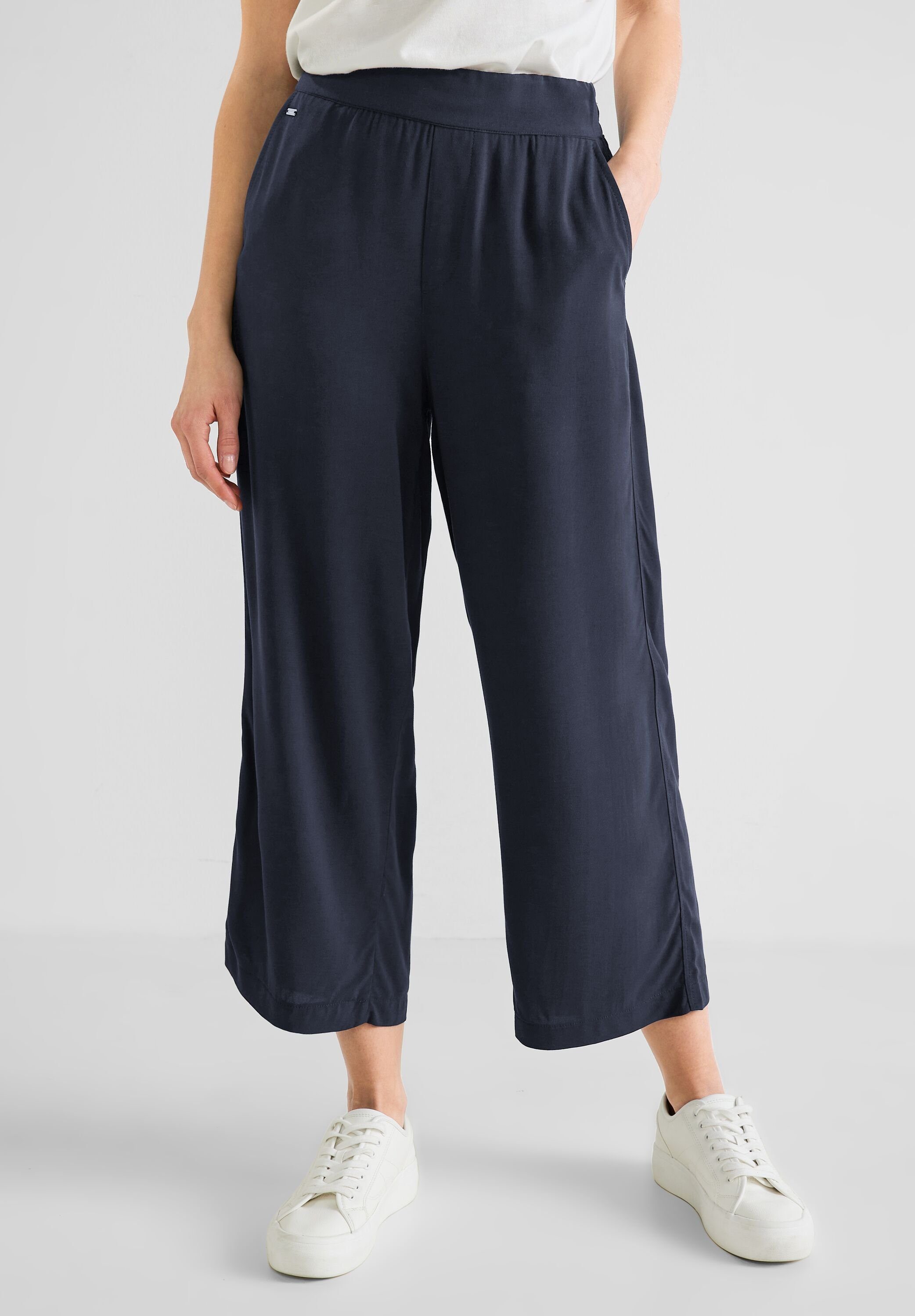 STREET ONE 7/8-Hose Street One Viskose Loose Fit Hose in Deep Blue (1-tlg) Nicht Vorhanden