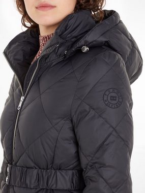 Tommy Hilfiger Steppmantel ELEVATED BELTED QUILTED COAT mit abnehmbarer Kapuze