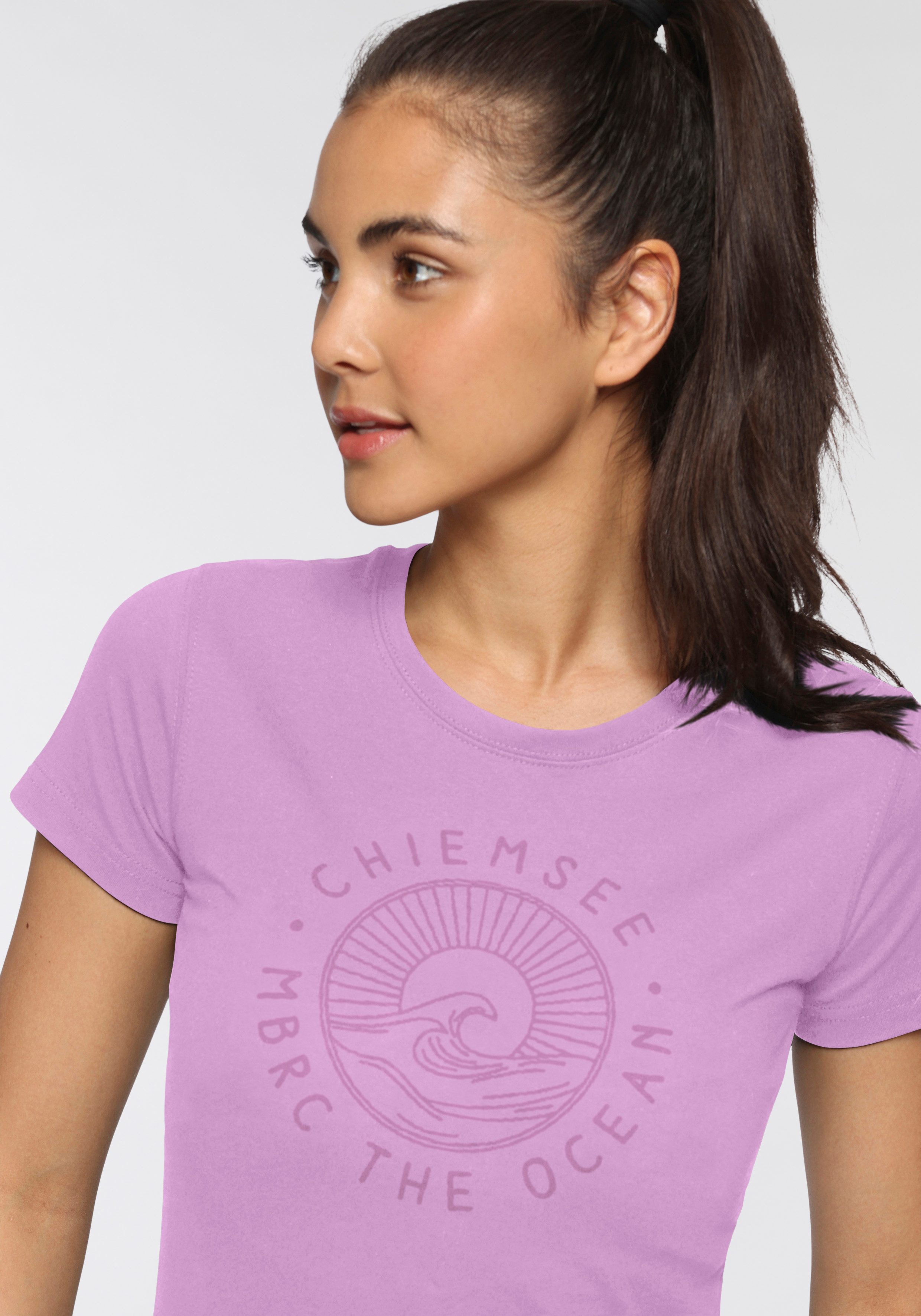 Chiemsee T-Shirt (Packung, 2-tlg) figurbetonte Passform, Kurzarm, mit Frontdruck, Rundhalsausschnitt