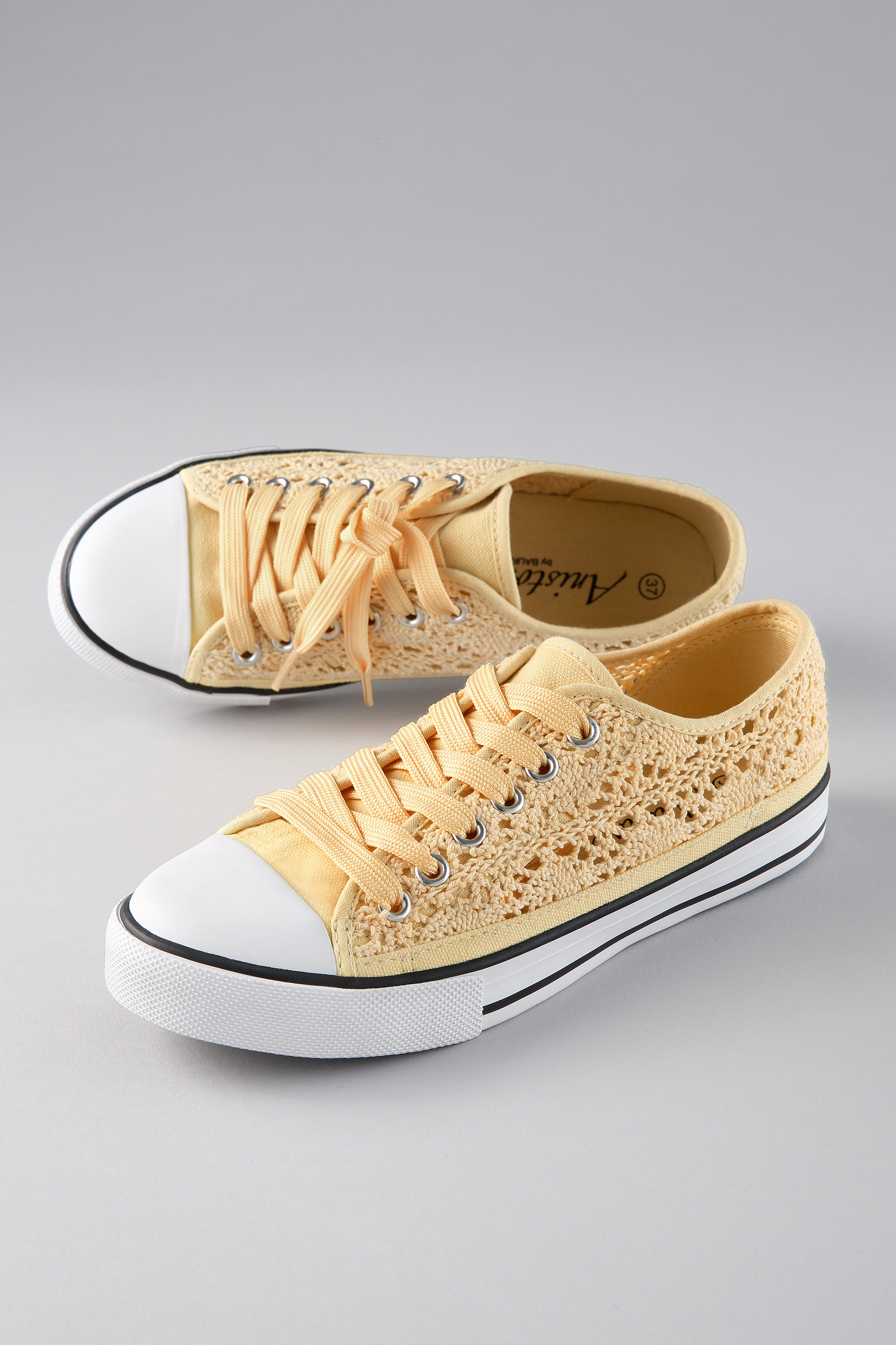 Aniston SHOES Sneaker Schnürschuh, Freizeitschuh in Häkeloptik - NEUE KOLLEKTION. € 39,99