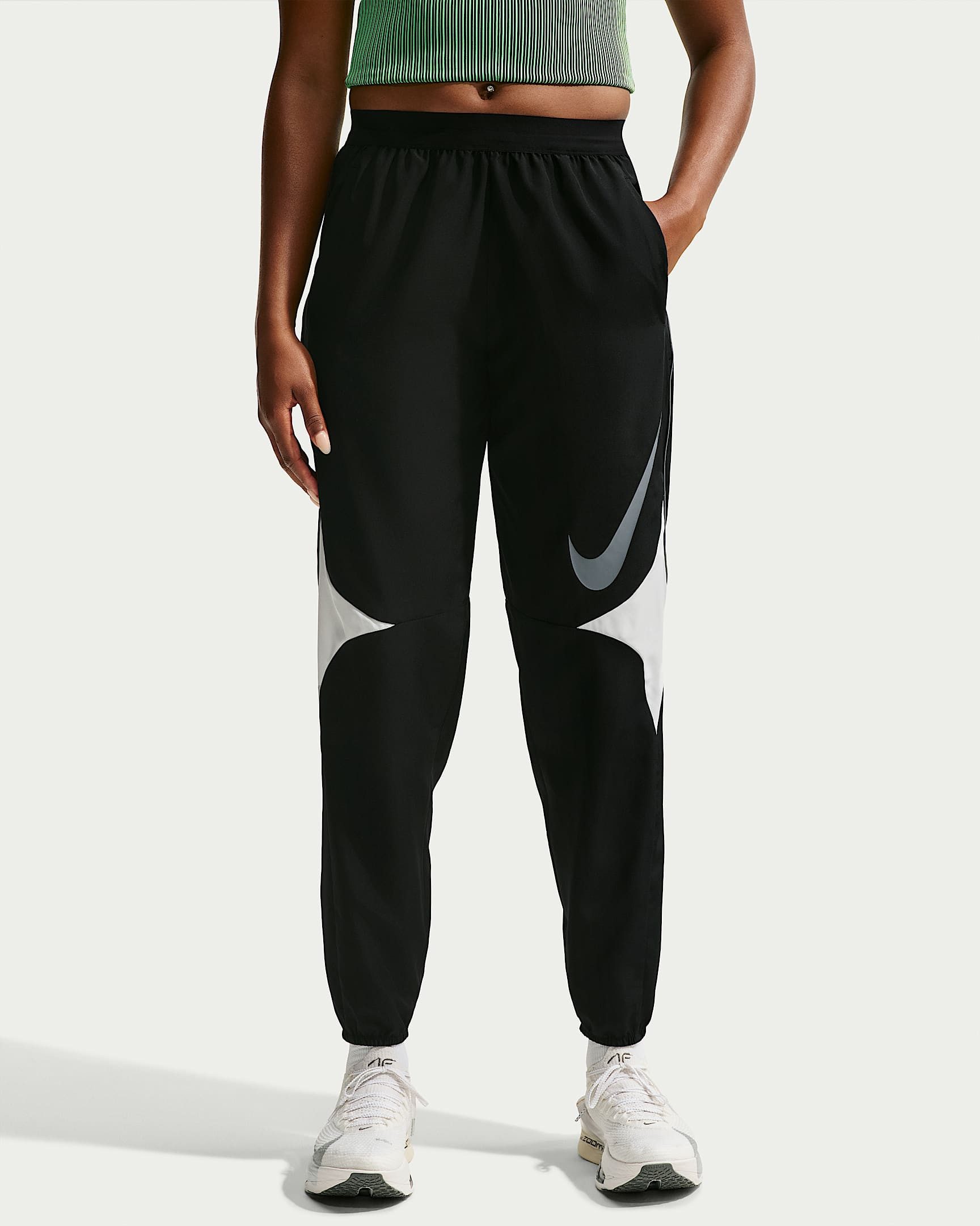 Nike Laufhose W NK SWOOSH DF PANT für Laufen und Training, breite Größenauswahl von XS bis XXL