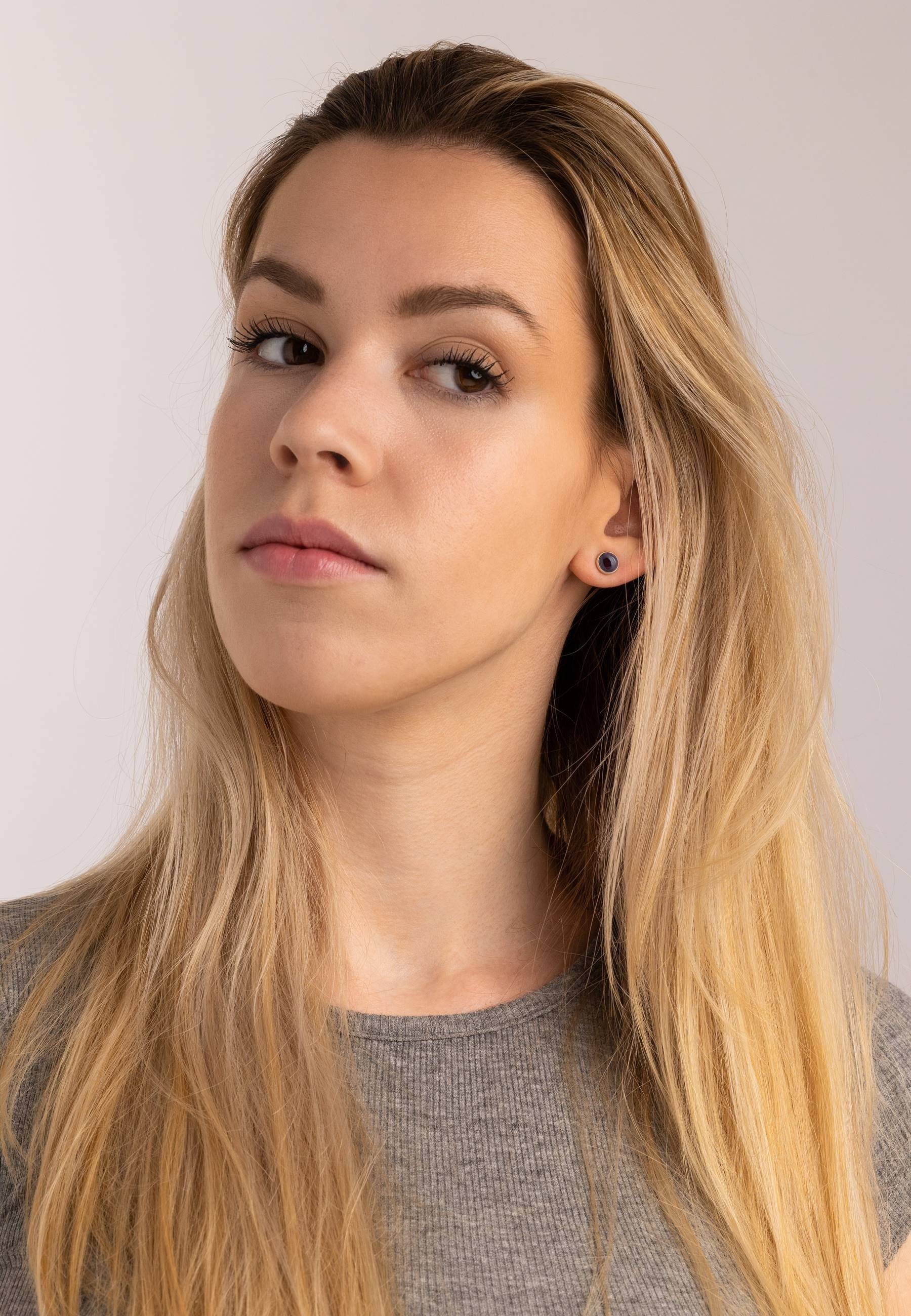mantraroma Paar Ohrstecker SAMA rund medium aus 925 Silber mit Granat (Paar, Paar Ohrringe mit Schmuckbeutel), 925 Sterling Silber Ohrringe für Damen – Bild 4 von 4