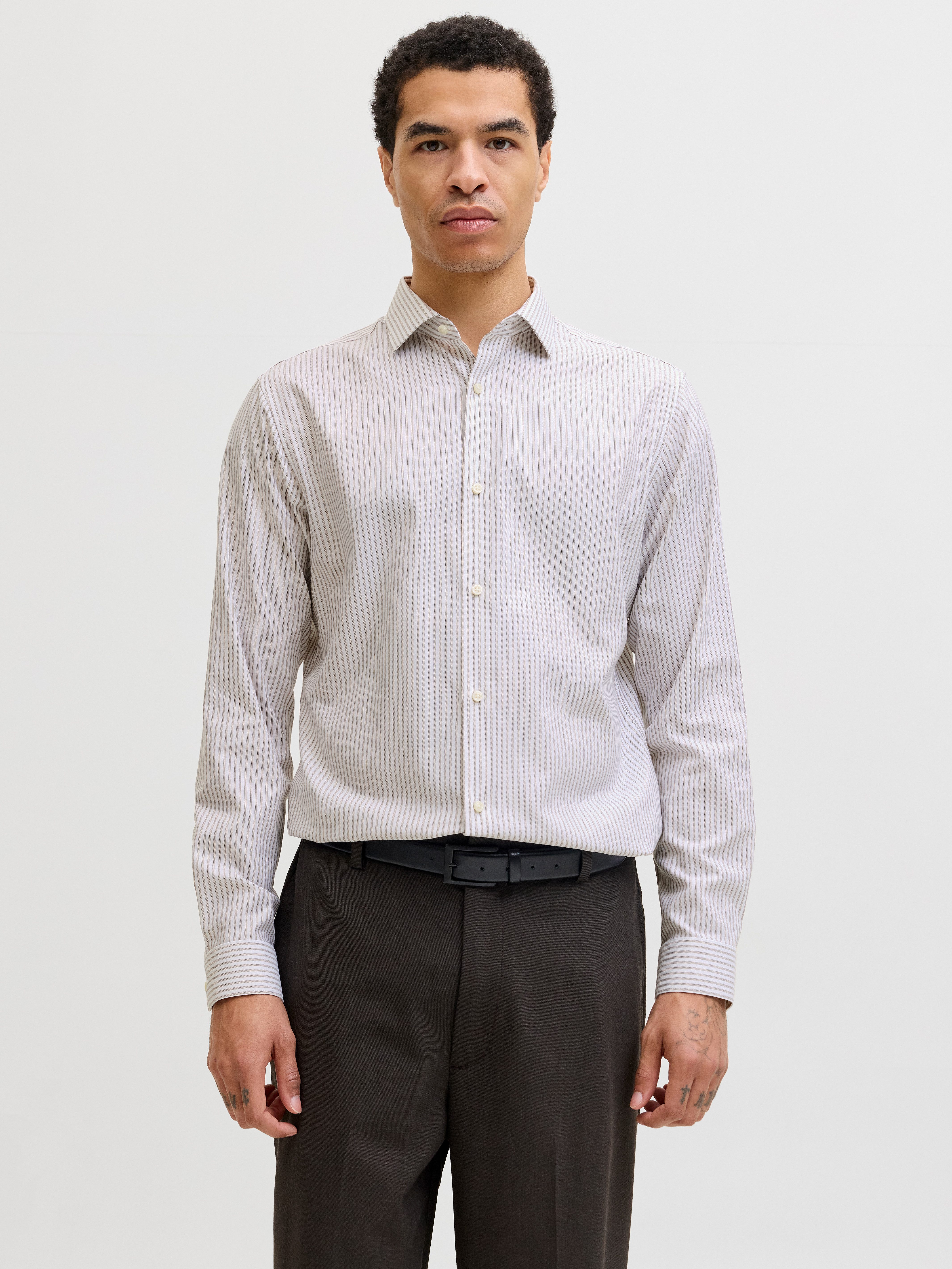 Jack & Jones Langarmhemd JPRBLAPARKER Slim Fit Hemd, atmungsaktiv, ideal für den Alltag Baumwolle, slim fit