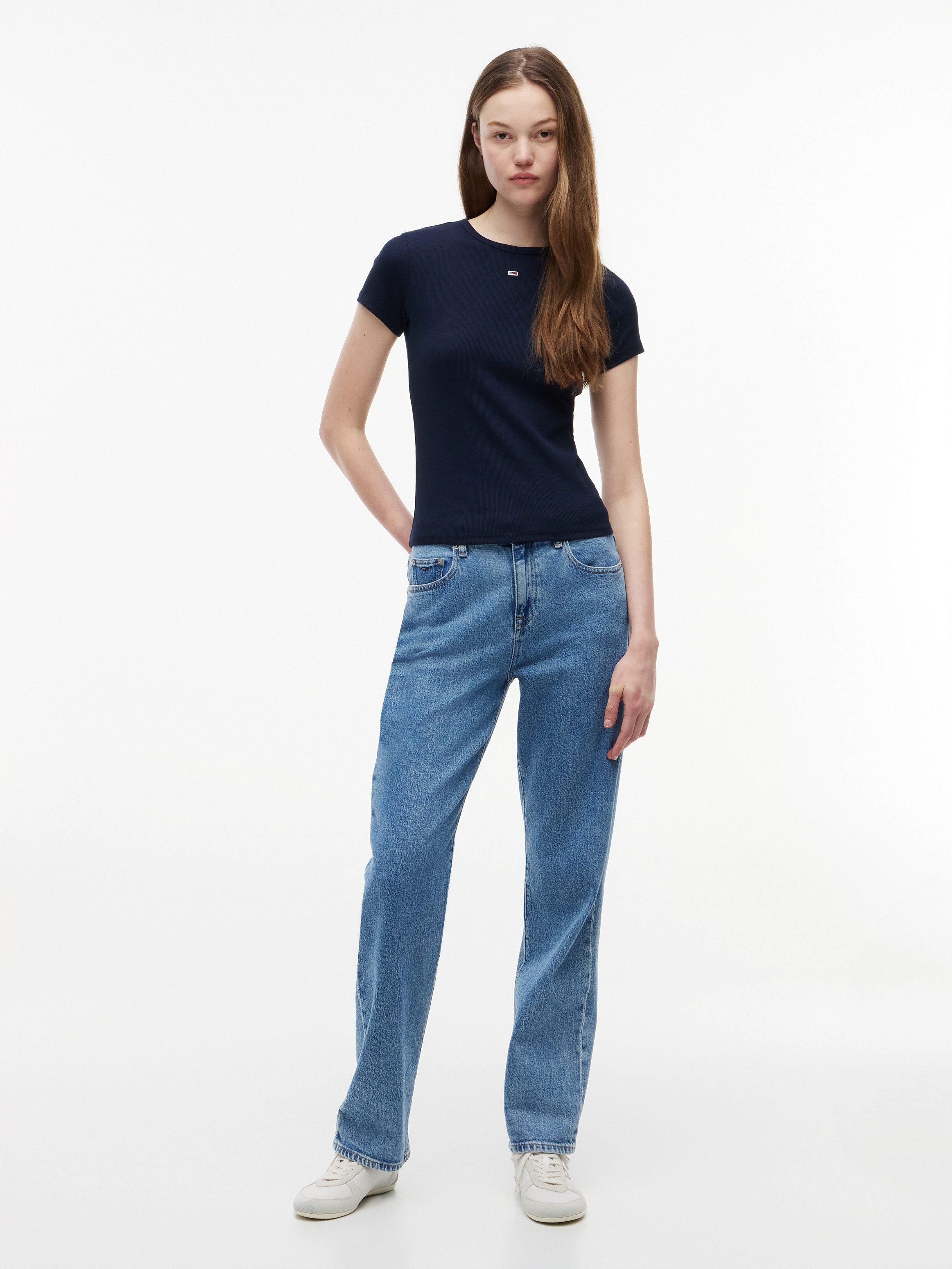 Tommy Jeans Kurzarmshirt TJW ESSENTIAL RIB SHORT SLEEVE EXT Baumwollmischung in gerippter Struktur, Slim Fit – Bild 5 von 5