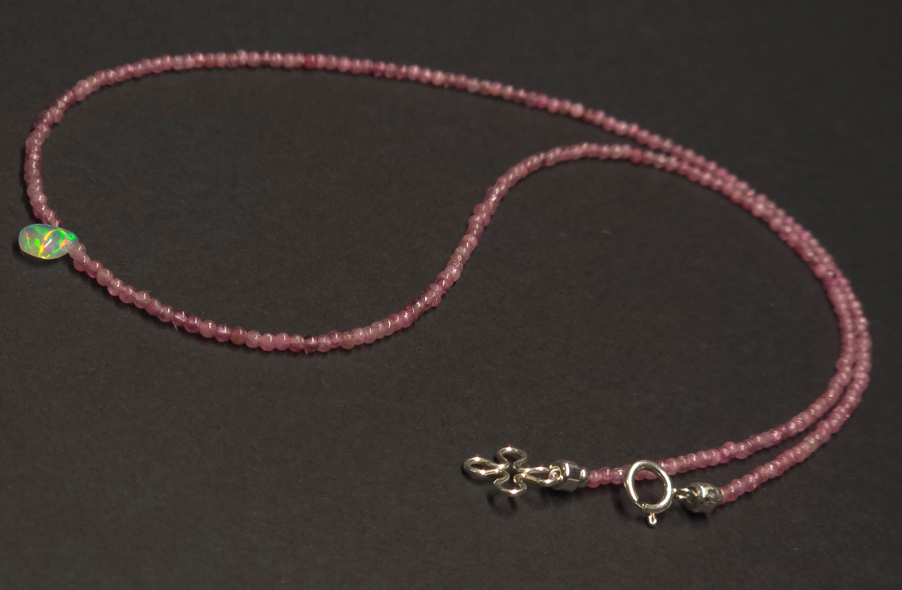 GOLDEN Charm-Kette Rosa Turmalin Kette mit Opal, 925 Silber, Handgemacht