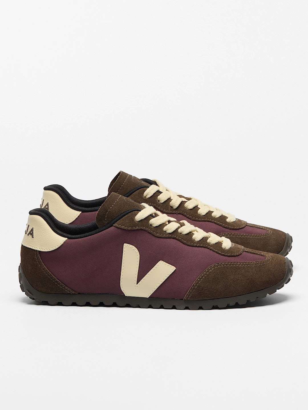 VEJA Veja GT Nolyn Sneaker