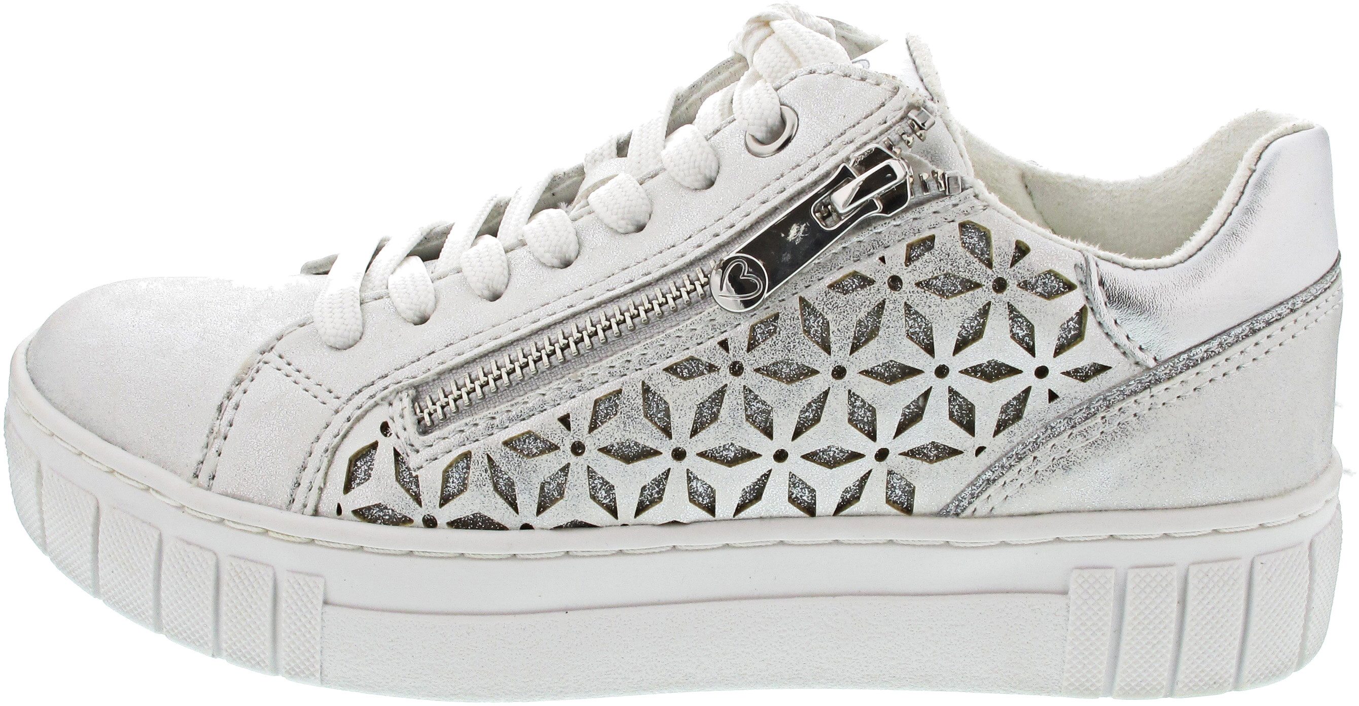 Sneaker