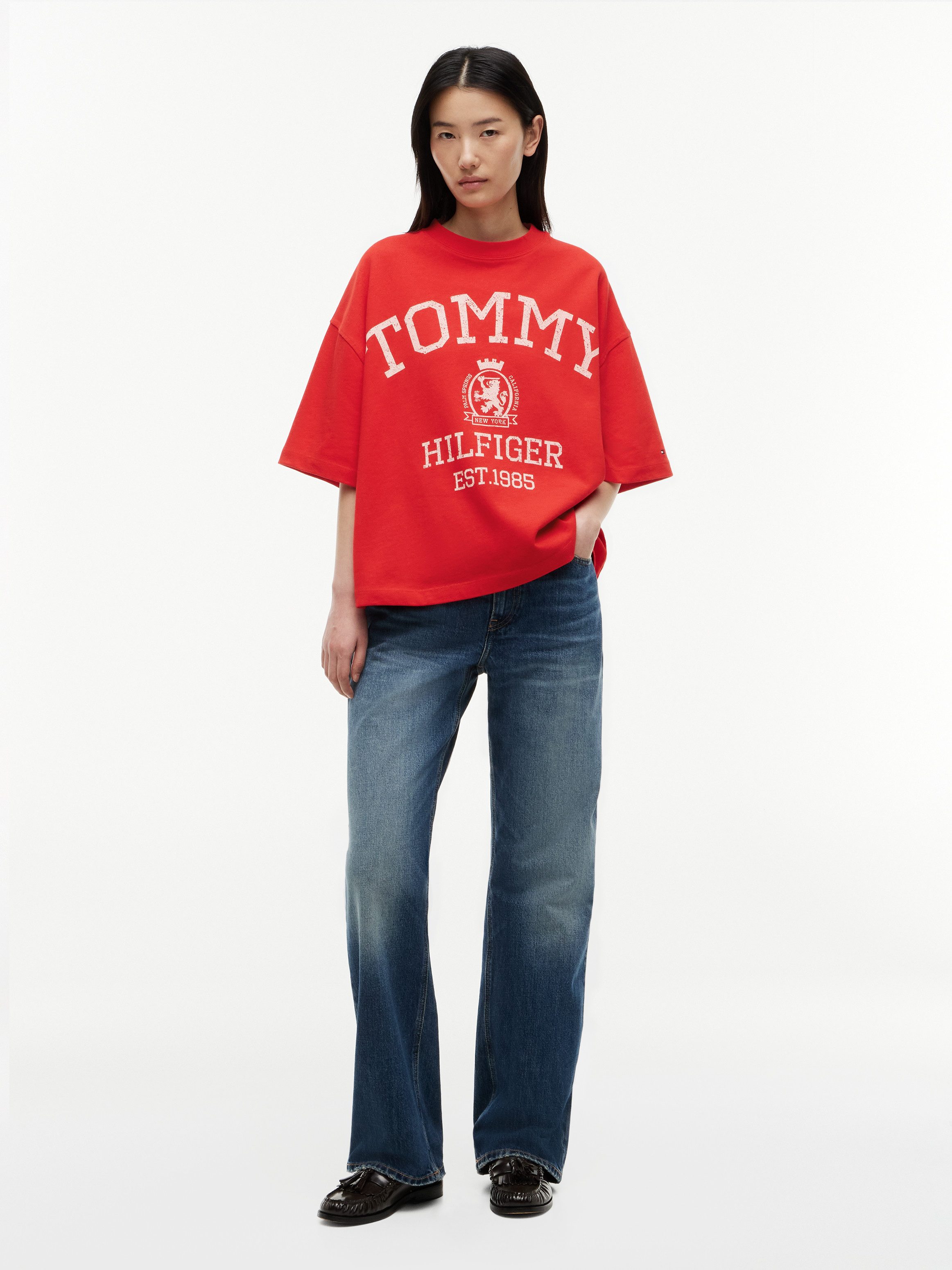 Tommy Hilfiger Kurzarmshirt VARSITY CREST RLX SS T-SHIRT Baumwolle, relaxed fit, Logoprint – Bild 4 von 5