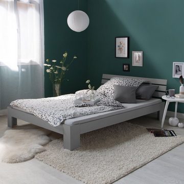Homestyle4u Holzbett Doppelbett inkl. Matratze und Lattenrost 140x200 cm Bett Grau Massiv