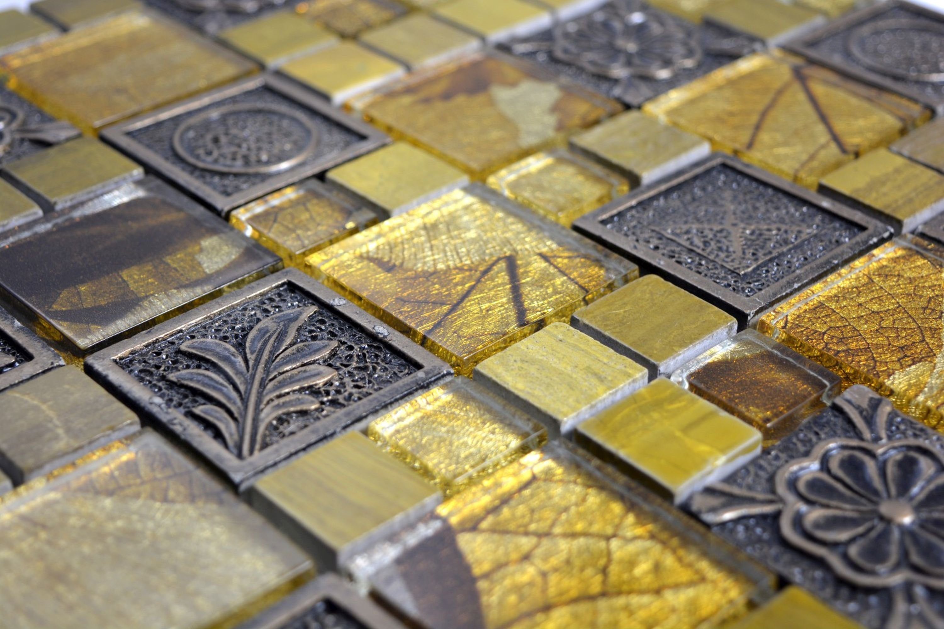 Mosani Mosaikfliesen Glasmosaik Resin gold Mosaikfliesen grau Kunststein