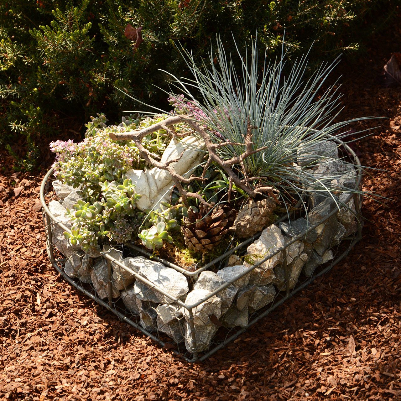Thumbnail - UNUS GARDEN Blumenkasten Herz Metall mit Steinen zum Bepflanzen (1 St)