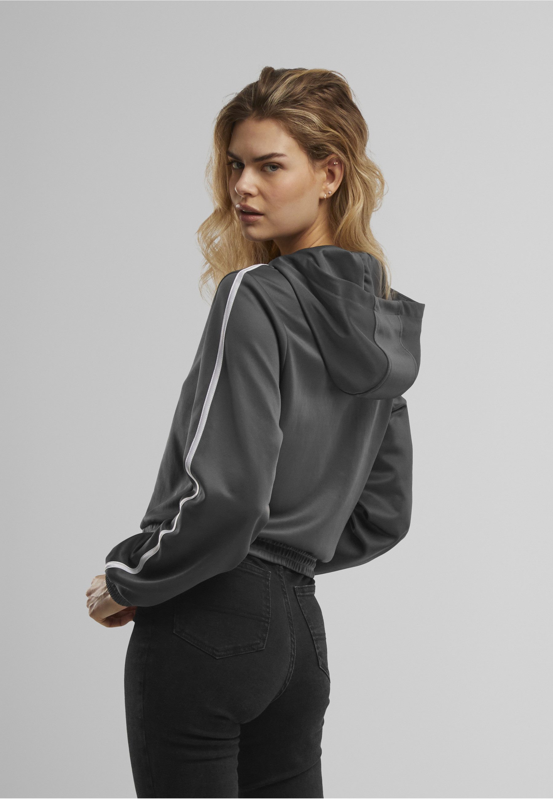 URBAN CLASSICS Trainingsjacke Urban Classics Ladies Cropped Track Jacket (1-St)