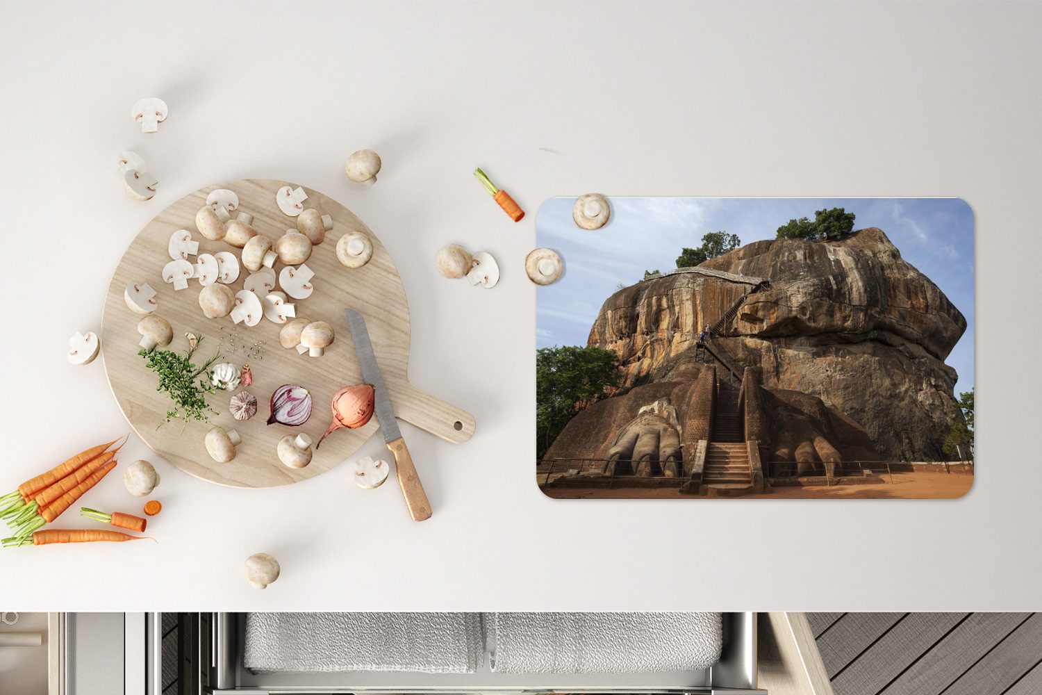 Löwentreppe Löwenfelsen, Sigiriya-Felsen Platzset, Die dem Platzdecken, auf Tischmatten, Platzset, (6-St), MuchoWow, Platzmatte, dem oder Schmutzabweisend