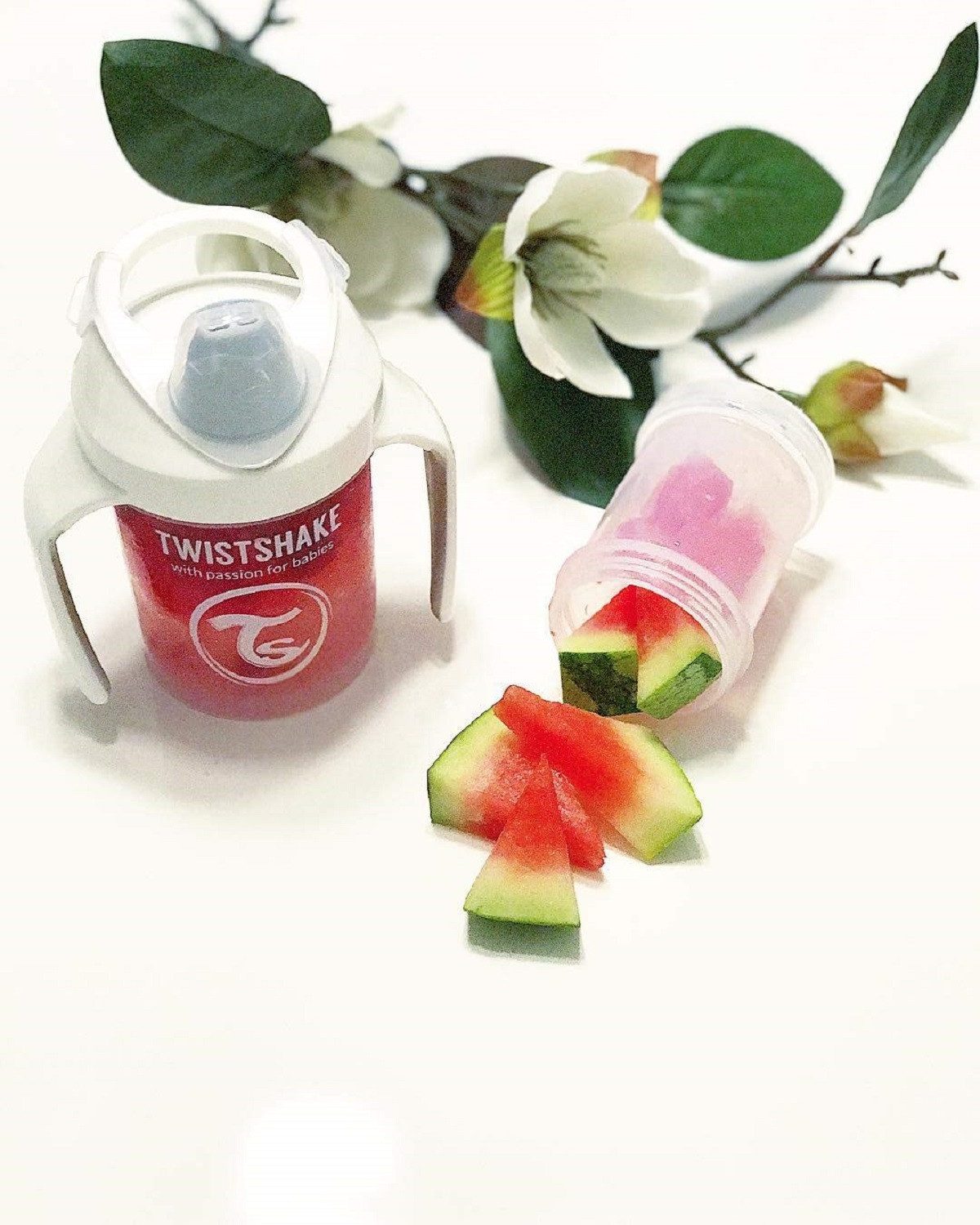 Twistshake Babyflasche Trinkbecher - Mini Becher für Babys ab 4 Monaten 230 ml