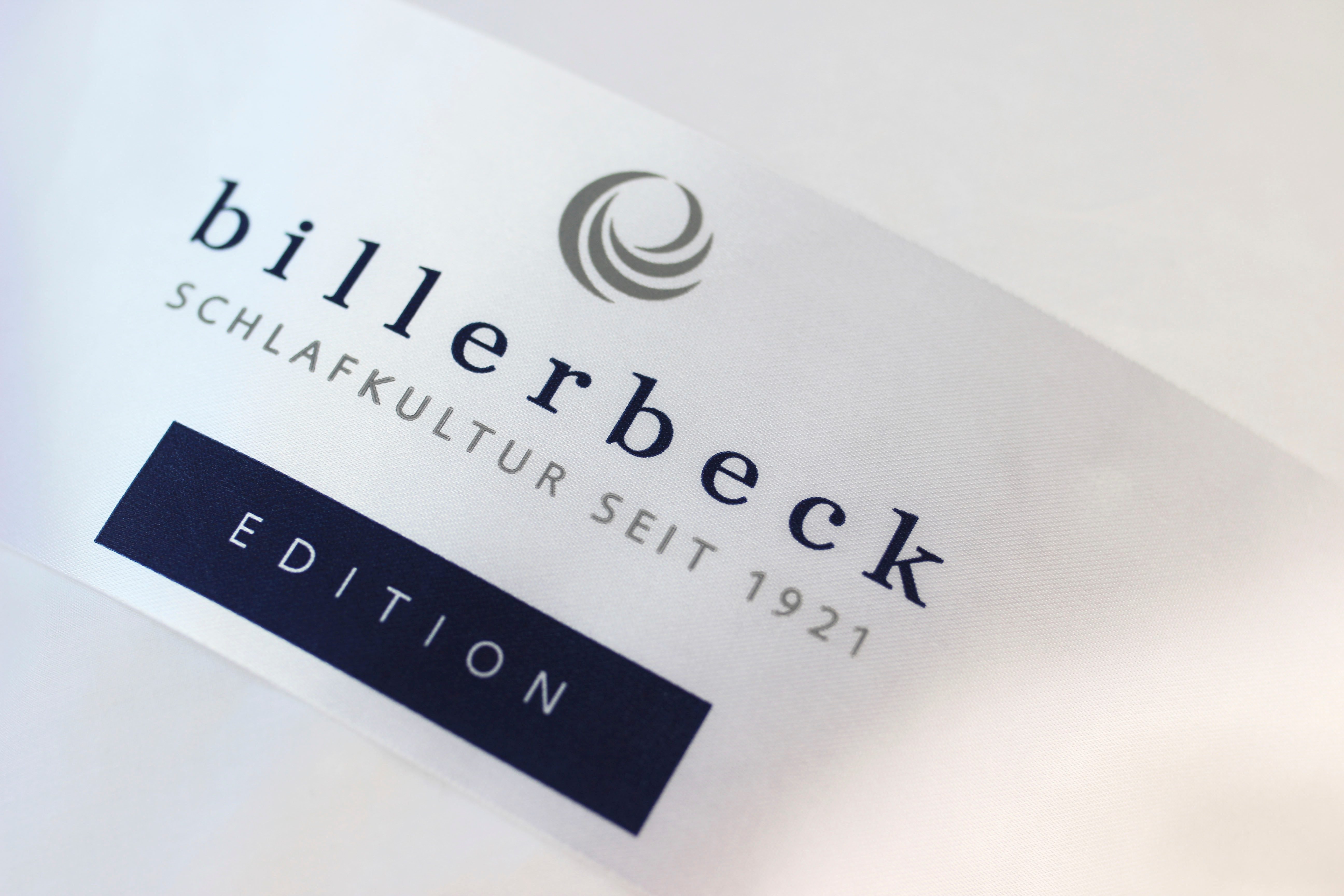 billerbeck Microfaserbettdecke Emilie, Bettdecke in 135x200 cm, 155x220 cm, Sommer, Winter, Füllung: 50% Outlast, 50% Airsoft, Bezug: 100% Baumwolle, Kuschelige Faserdecke mit Aloe-Vera Veredeltem Bezugsstoff