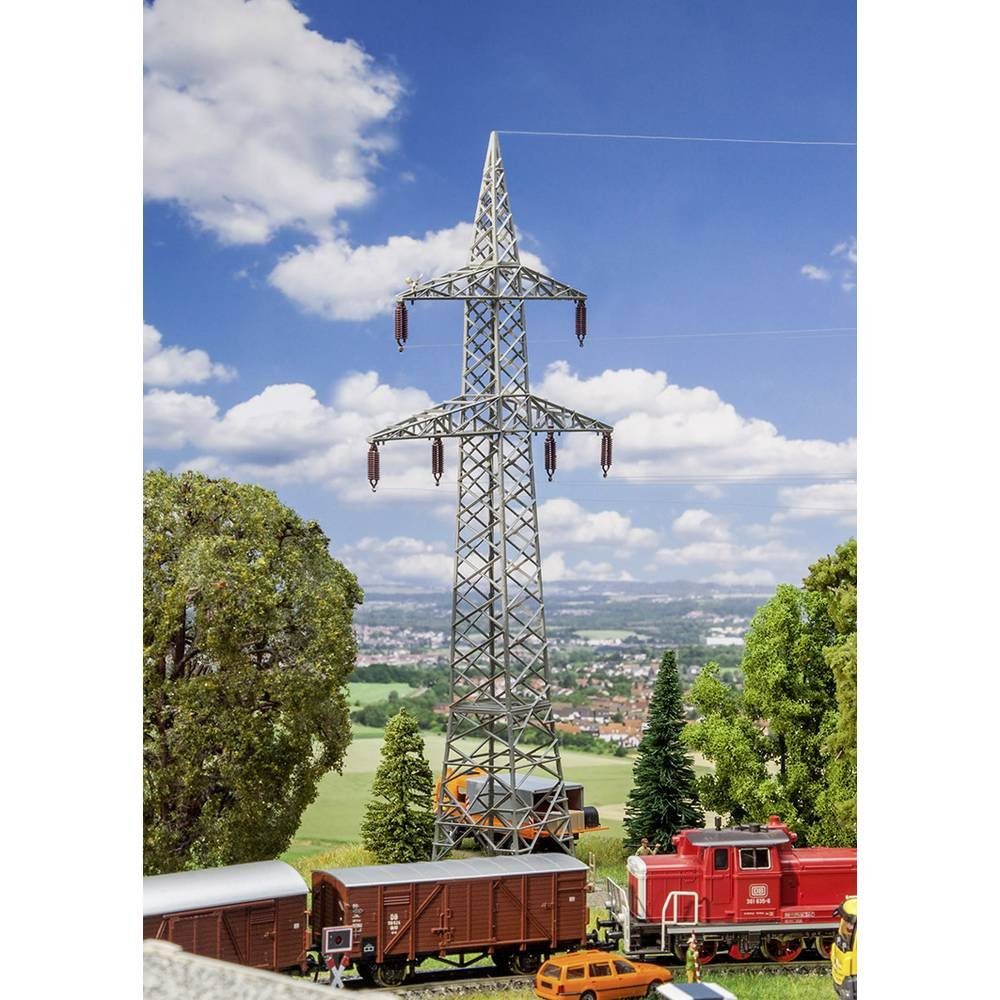 Modelleisenbahn-Fertiggelände Freileitungsmasten