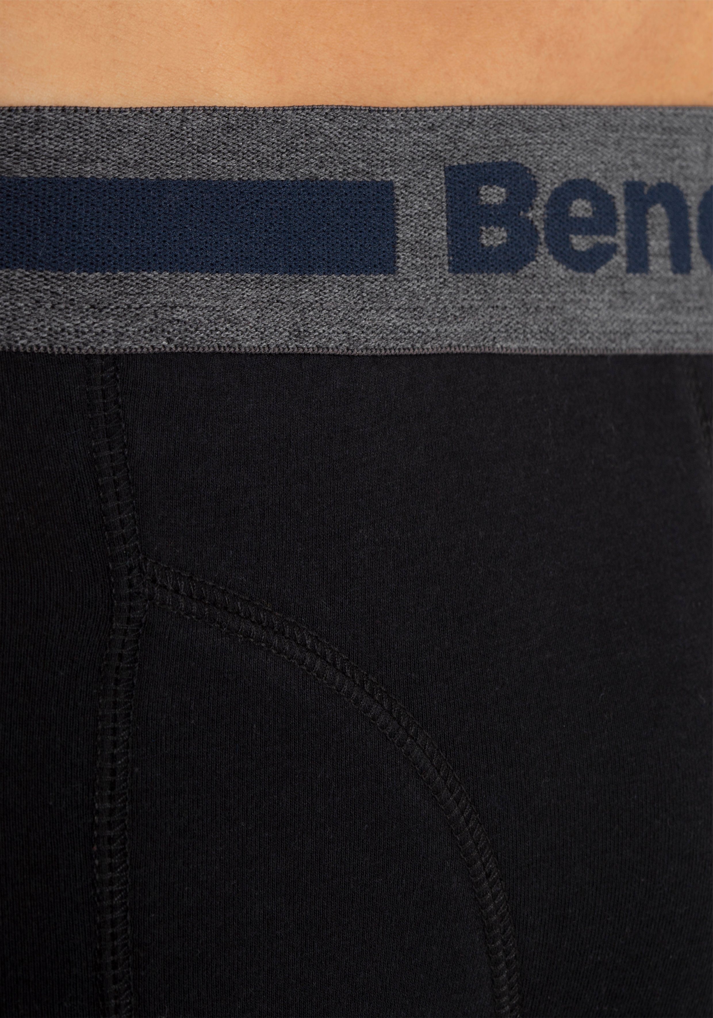 Bench. Boxer Boxershorts für Herren (Packung, 4-St) Unterhosen mit Overlock-Nähten vorn – Bild 5 von 5