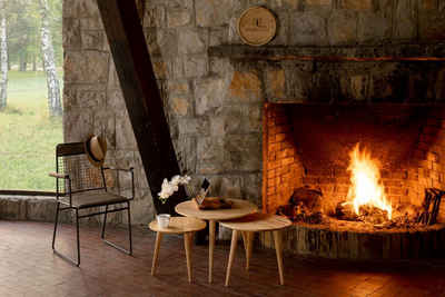 Mobello Couchtisch Moderner Massivholz Beistelltisch, Eleganter Kaffeetisch & Holztisch, 53x53x43 cm