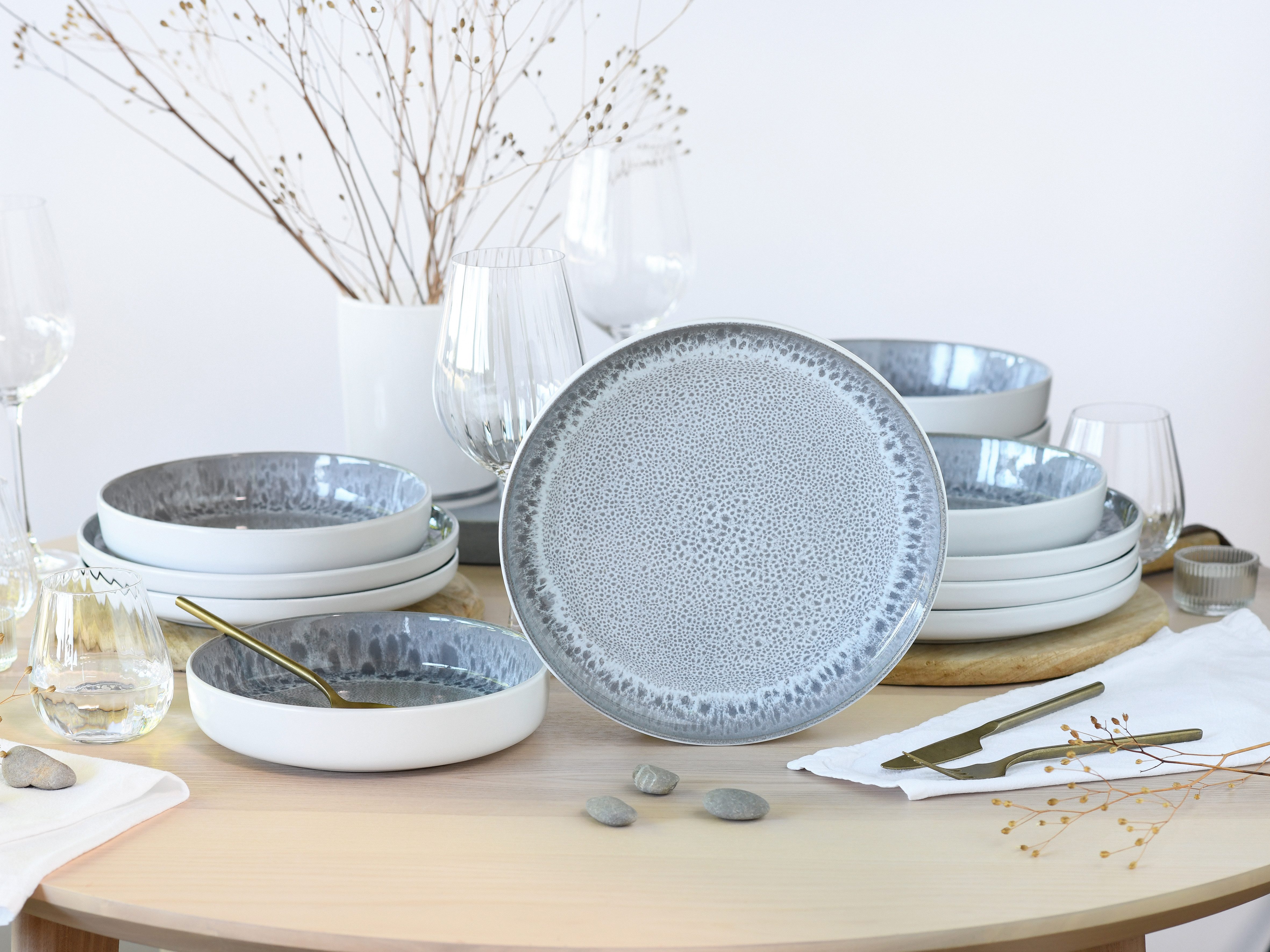 OTTO home Tafelservice Teller Set, modernes Geschirr-Set, Service Lykk (12-tlg), 6 Personen, Steinzeug, hohe Haltbarkeit, spülmaschinen- & mikrowellengeeignet, Reaktivglasur