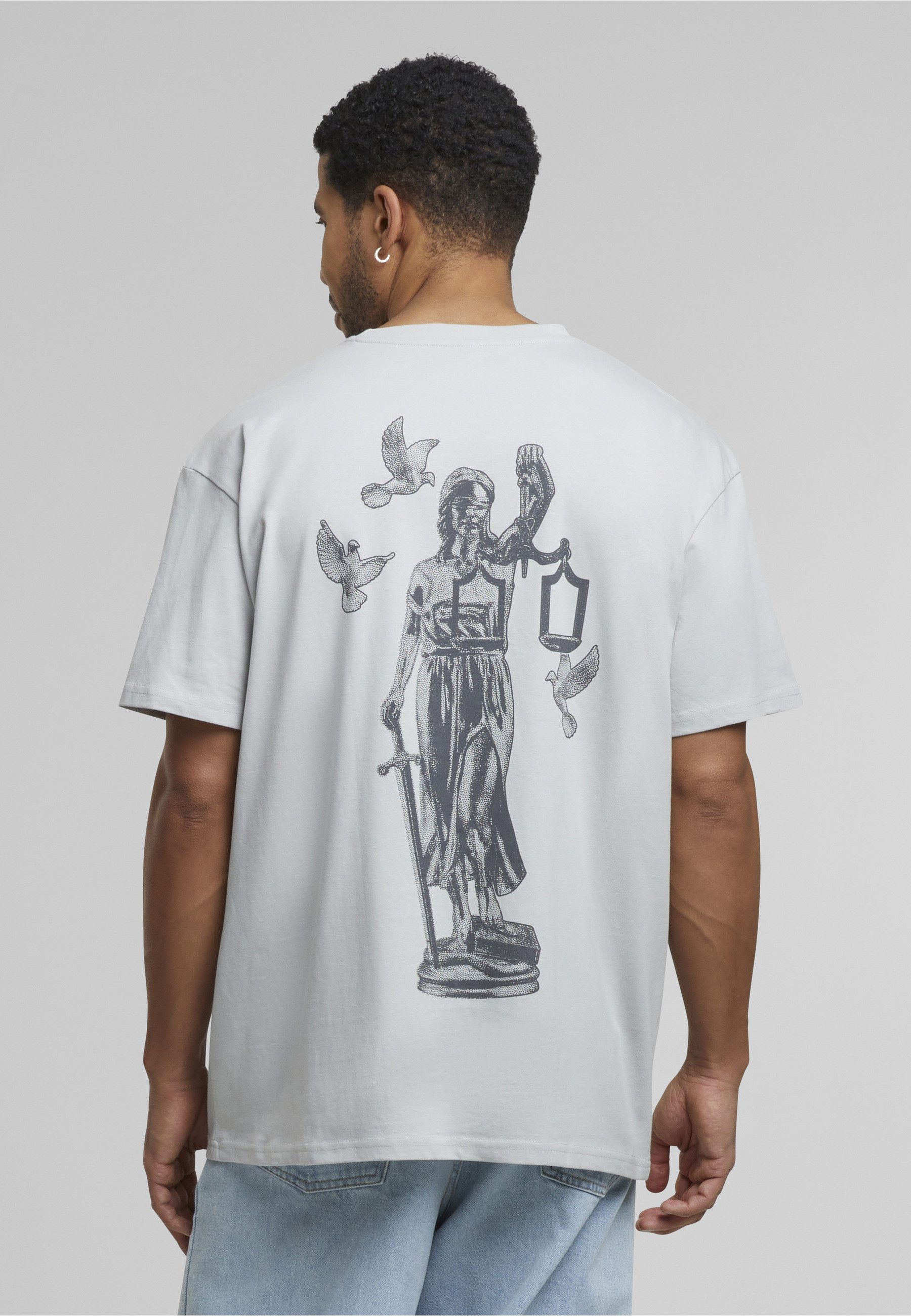 Upscale by Mister Tee T-Shirt Upscale by Mister Tee Herren Justice Oversize Tee (1-tlg) – Bild 5 von 5