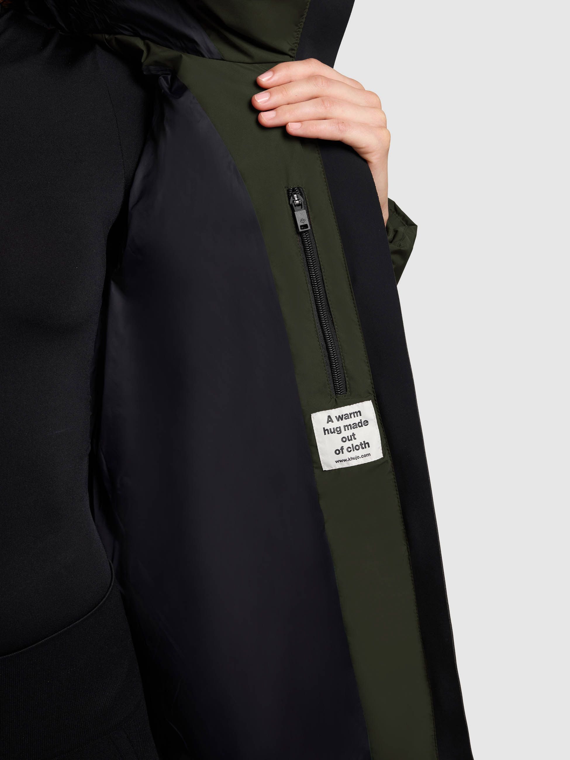khujo Winterjacke Winterjacke ELLIS Damen wattiert mit Kapuze warm, wattiert, wasserabweisend, mit Kapuze
