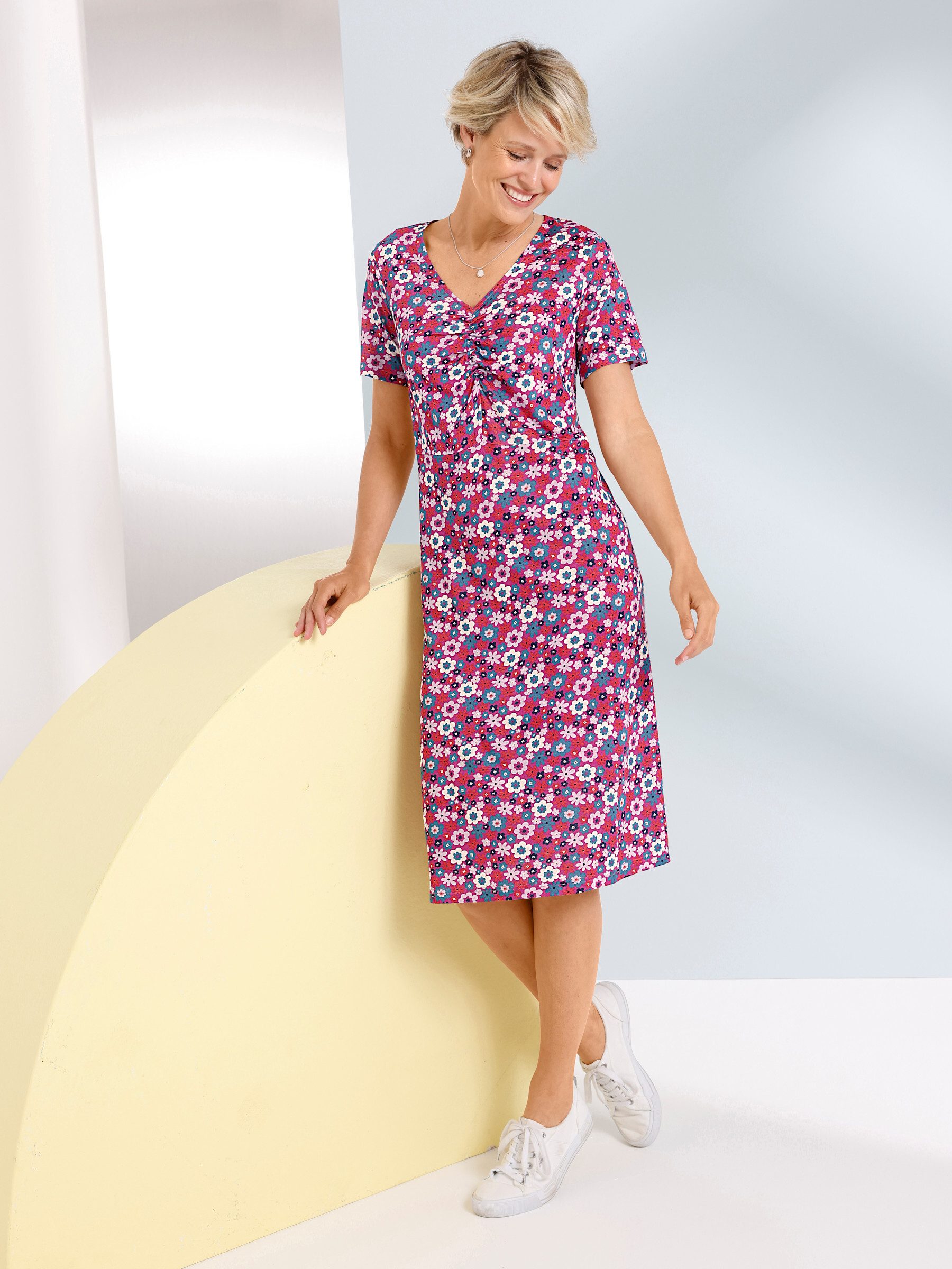 Sieh an! Etuikleid Kleid Kurzarm
