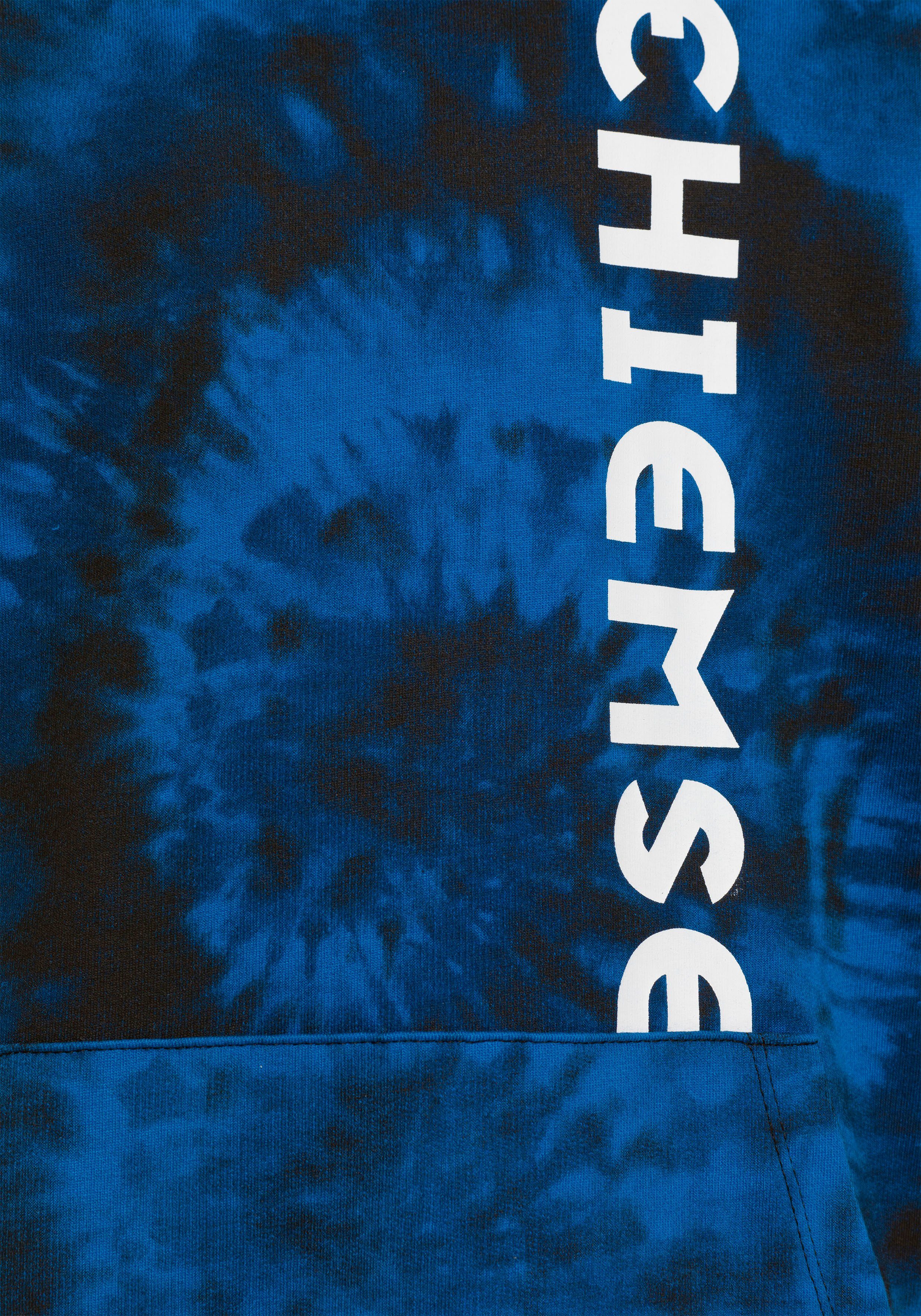 Logo-Druck in Chiemsee cooler Kapuzensweatshirt mit Batikoptik