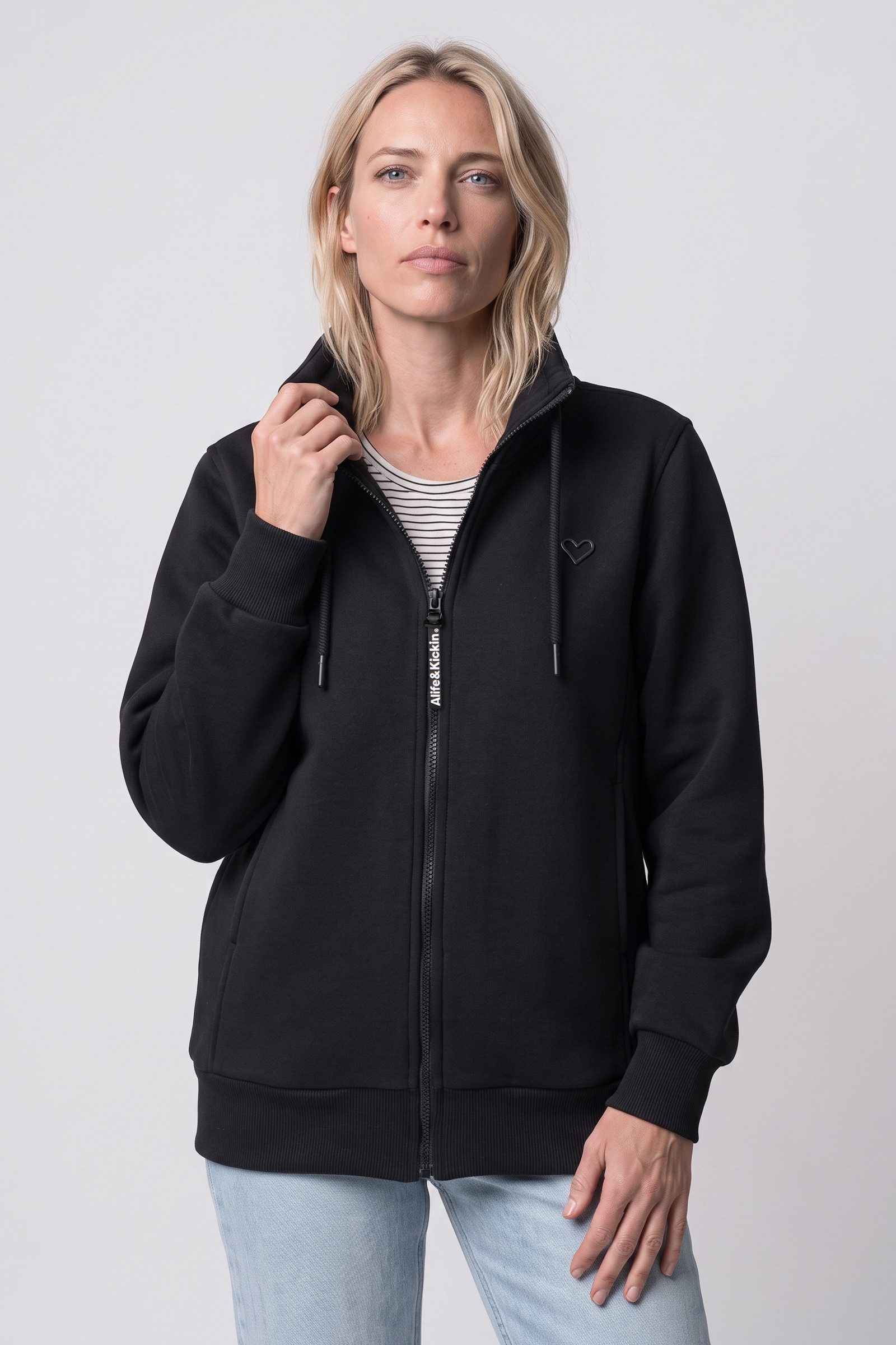 Alife & Kickin Sweatjacke Damen LisbethAK A Sweatjacke, Jacke kurze Zip-Jacke mit Stehkragen und Kordelzug im Streetwear-Look – Bild 2 von 5