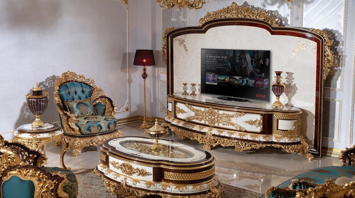 Casa Padrino TV-Schrank Luxus - Möbel Rückwand Barock Edel Prunkvoll Gold - Braun Wohnzimmer TV Sideboard Wohnzimmer & Schrank Weiß mit / Prunkvolles / Barock 