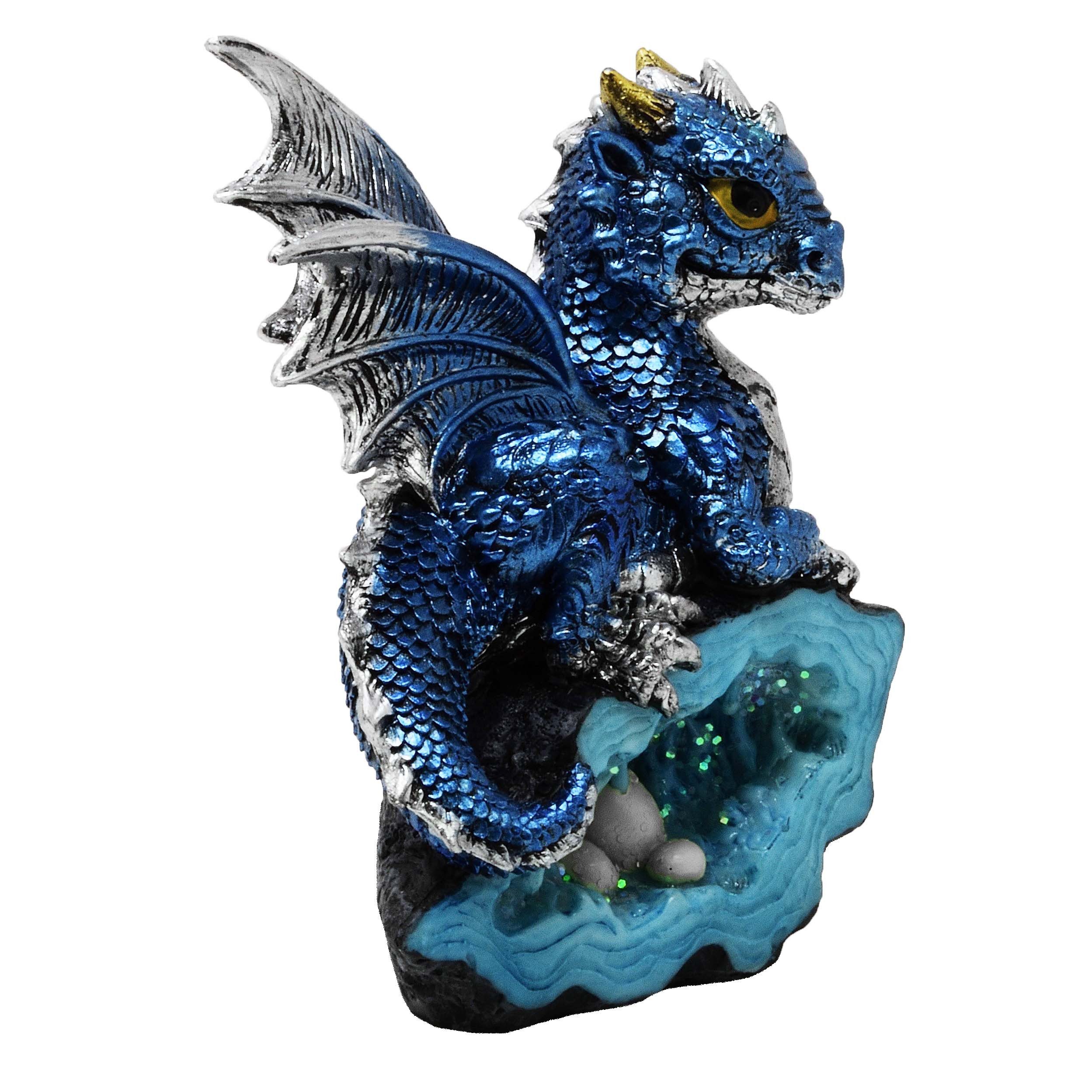 MystiCalls Fantasy-Figur Blauer Drache auf Kristallfels mit Dracheneier Drachenfigur Fantasy (1 St), Sammelfigur, Sammlerfigur, Designerfigur, Dekofigur, Dekorationsobjekt