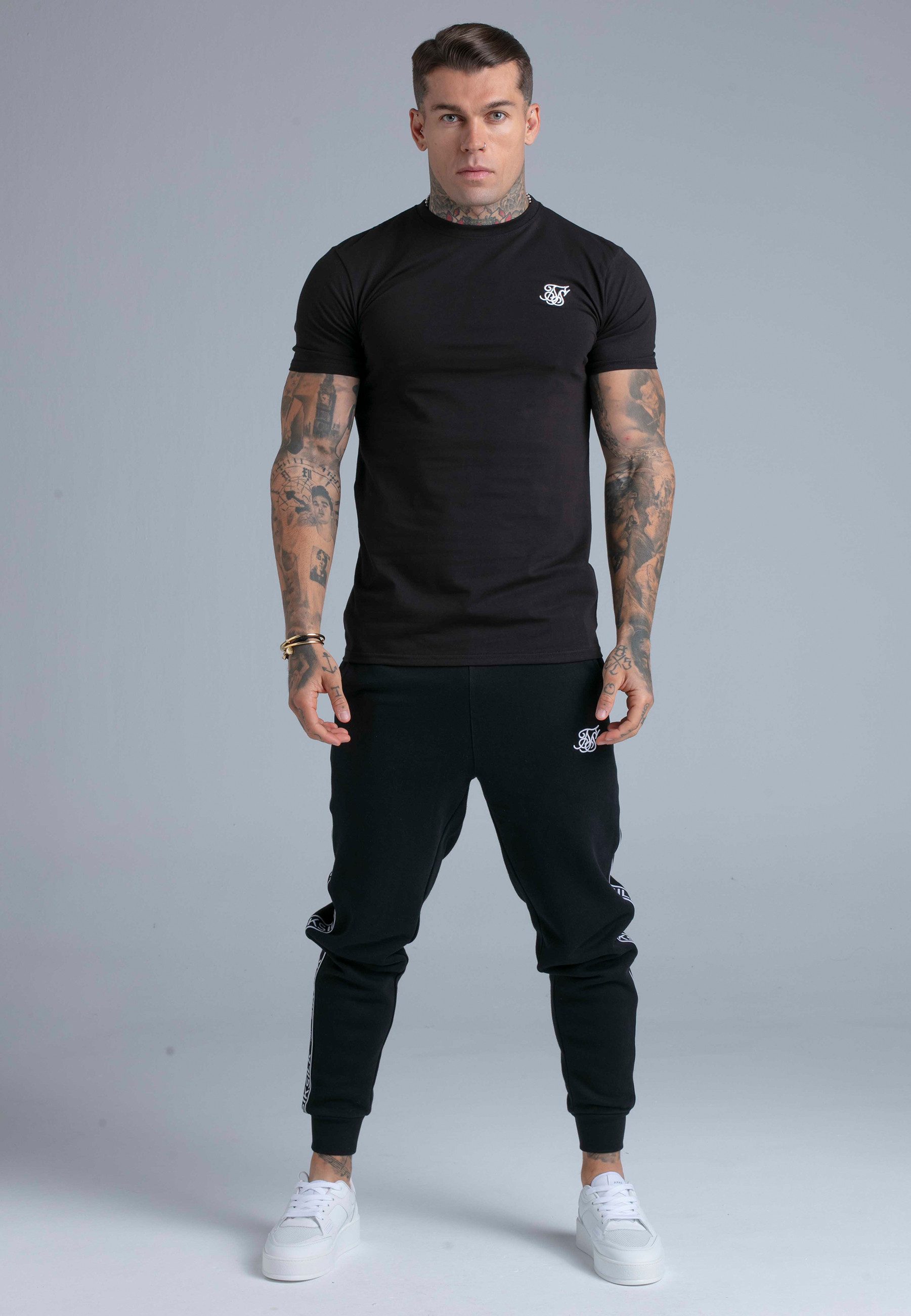 Siksilk T-Shirt SikSilk Herren Schwarzes Essentials T-Shirt – Bild 4 von 5