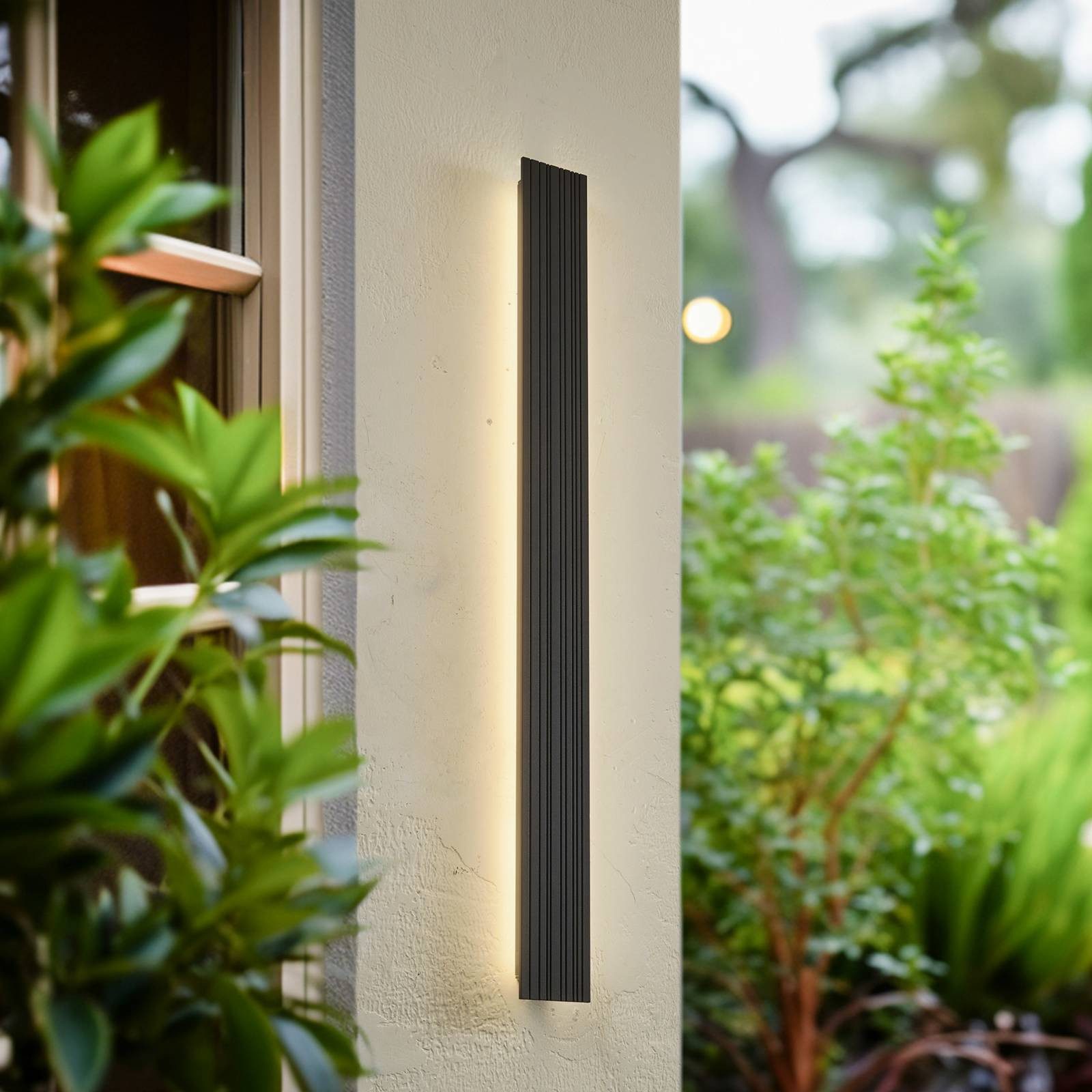 Lucande Außen-Wandleuchte Melira, LED 18 W gesamt, warmweiß