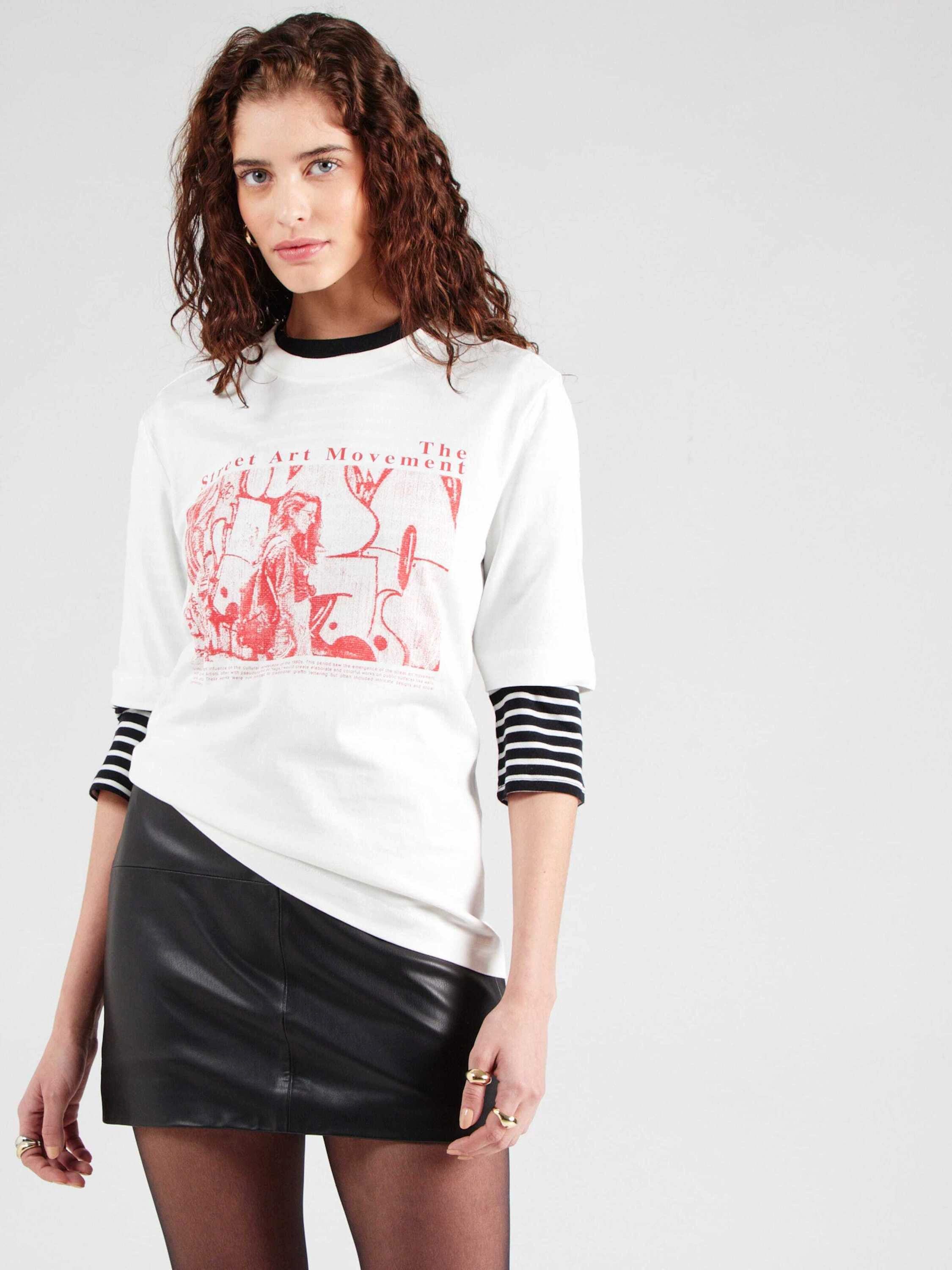 ONLY T-Shirt ONLCAROL (1-tlg) Plain/ohne Details. Reduzierter Preis € 13,93. Unverbindliche Preisempfehlung € 19,90