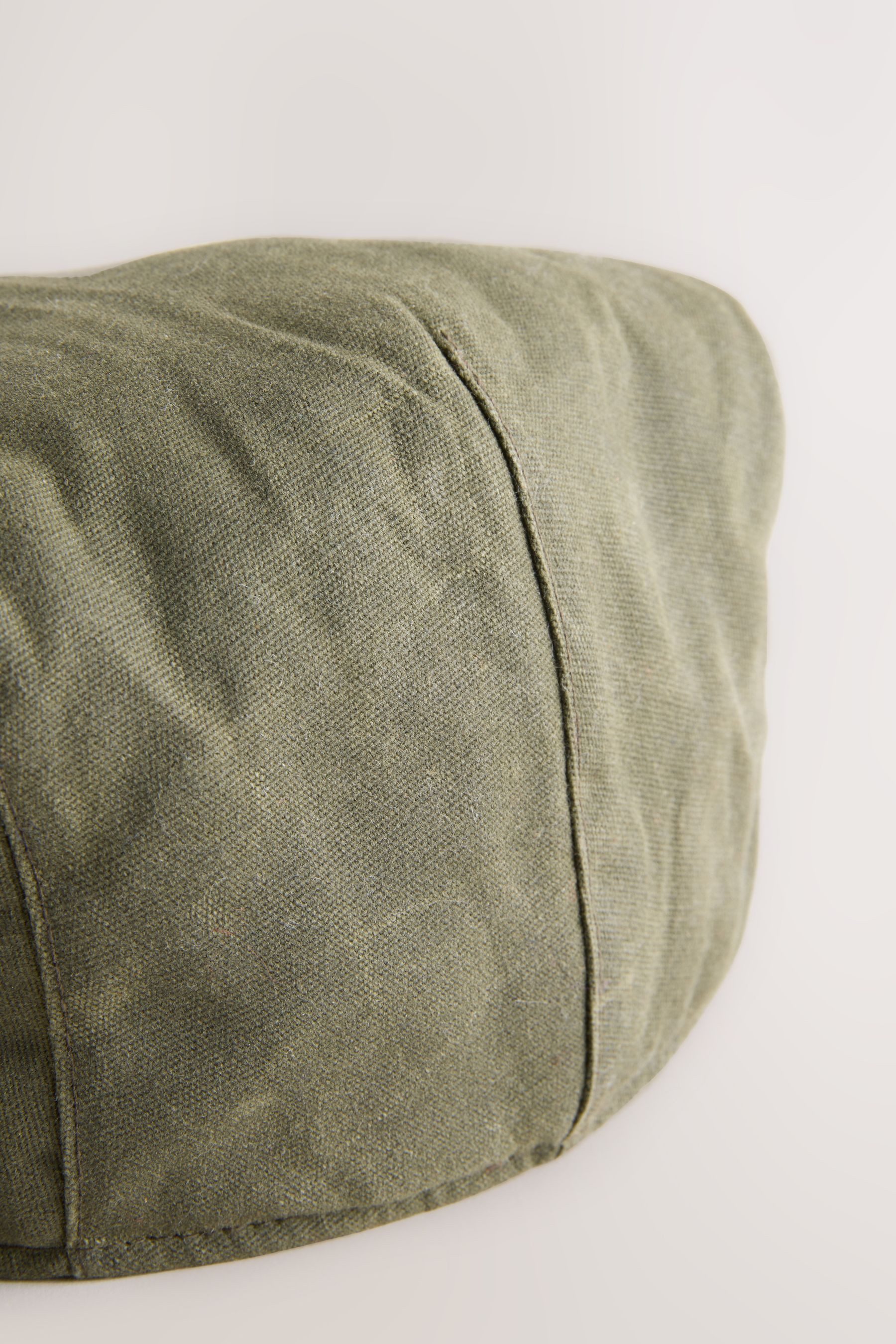 Next Schiebermütze Tellermütze aus Wachstuch (1-St) günstig online kaufen