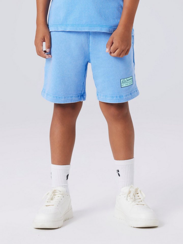 Name It Sweatshorts NKMFANDEL SWEAT SHORTS UNB NOOS Baumwolle, elastisches und verstellbares Bündchen, mit Aufdruck