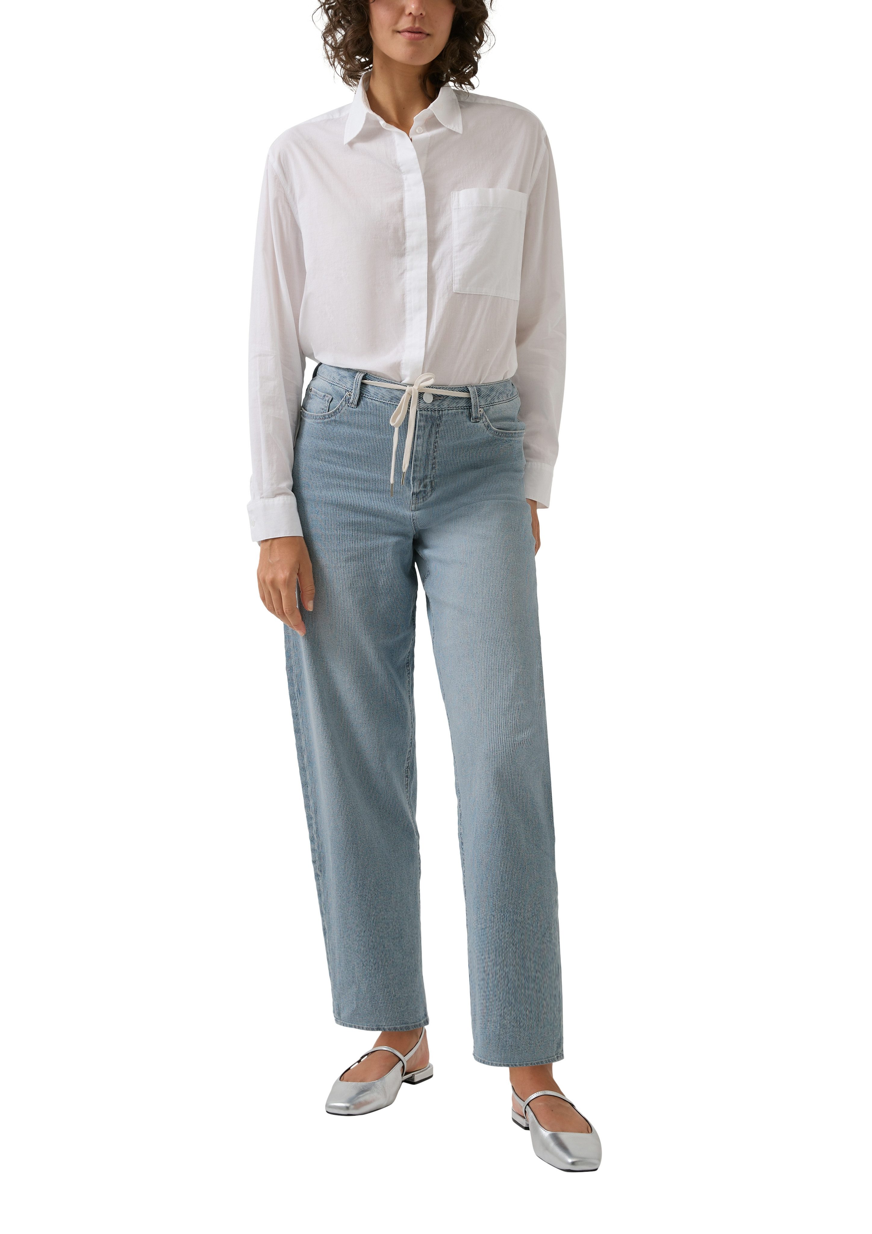 s.Oliver 5-Pocket-Jeans Barrel Leg mit feinem Streifenmuster und Bindeband