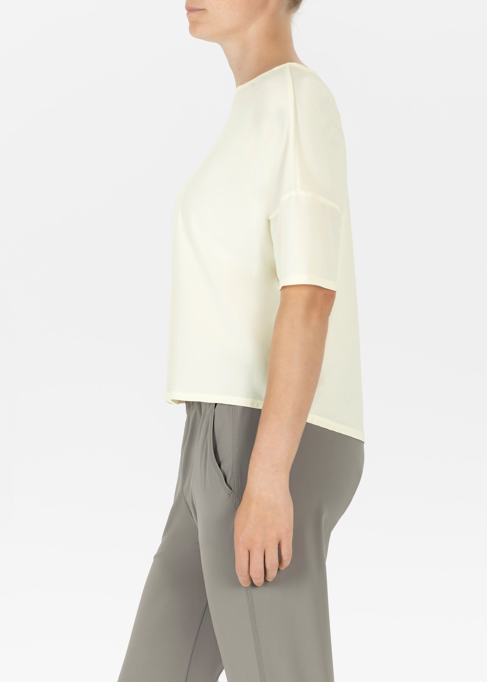 St.Ann Blusenshirt Shirt Umi – Relaxed Fit T-Shirt mit kastig lässigem Schnitt