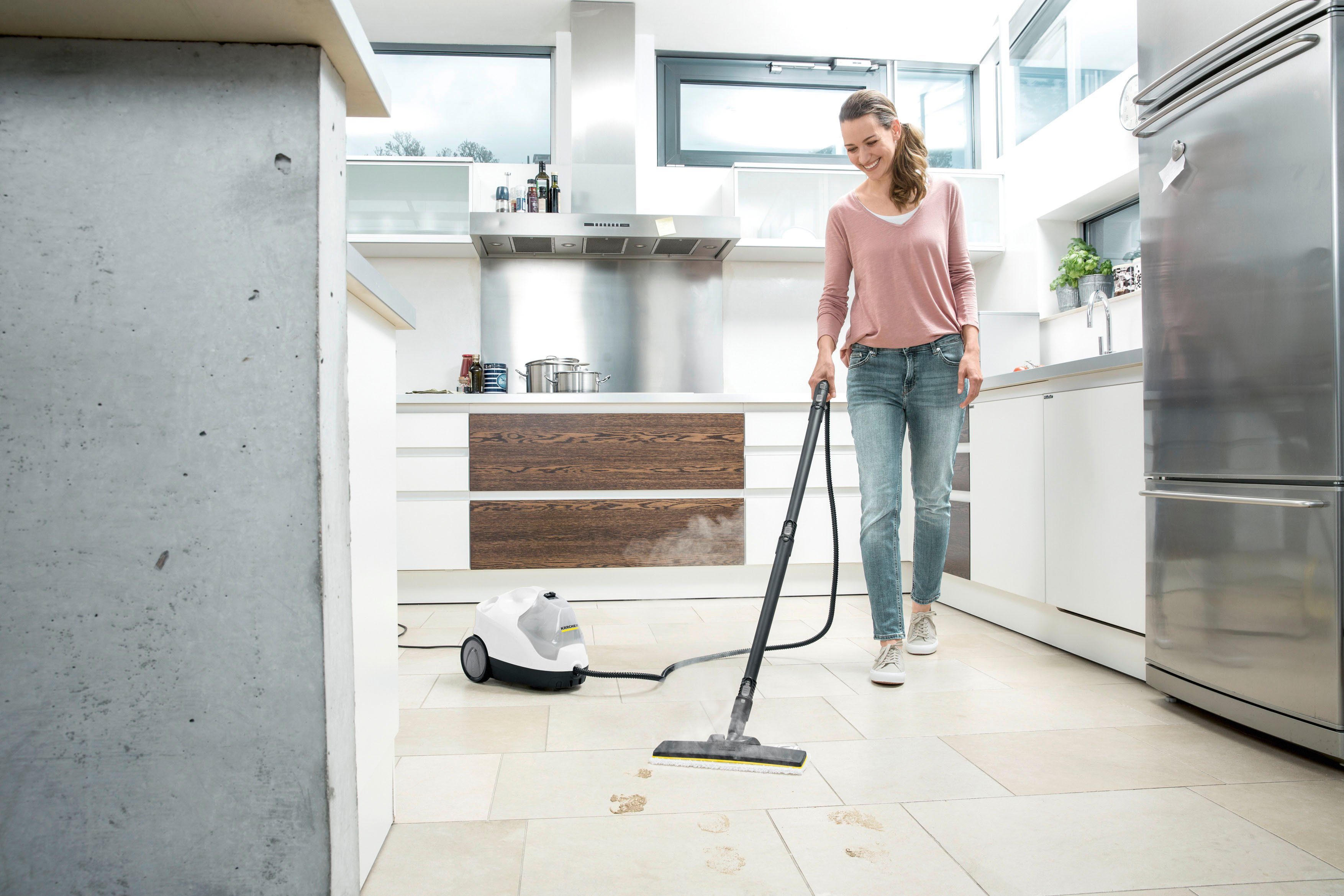 KÄRCHER Dampfreiniger SC 4 EASYFIX IRON, 2000 W, mit Bodendüse EasyFix und Dampfdruck-Bügeleisen
