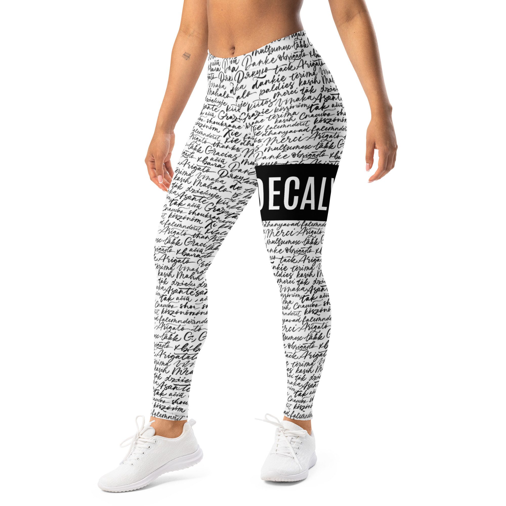 DECALVIBES Funktionsleggings Damen Leggings Basic Urban Side Multilingual Calligraphy Blickdicht, 4-Wege-Stretch, elastischer Bund, weiches Material