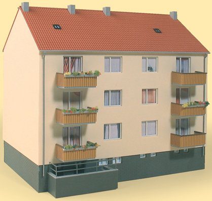 Image of Auhagen Modelleisenbahn-Gebäude »Mehrfamilienhaus«, Spur H0, Made in Germany