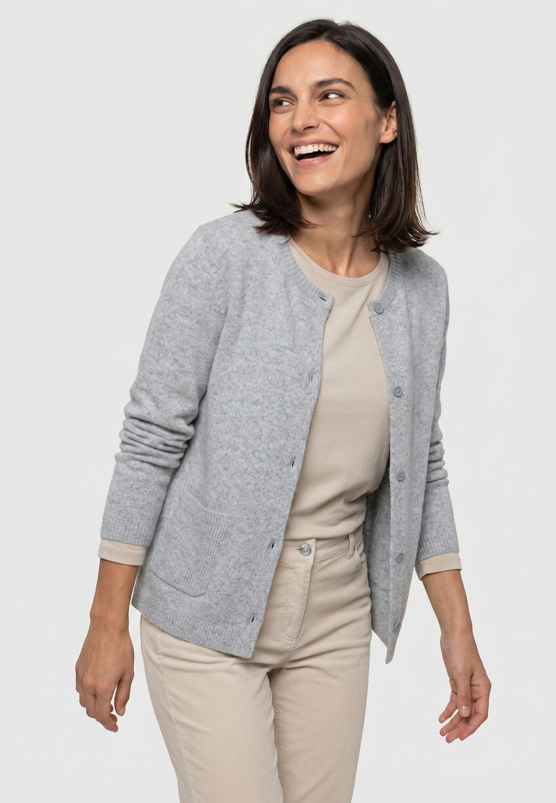 Olsen Cardigan mit Rundhalsausschnitt und aufgesetzten Taschen