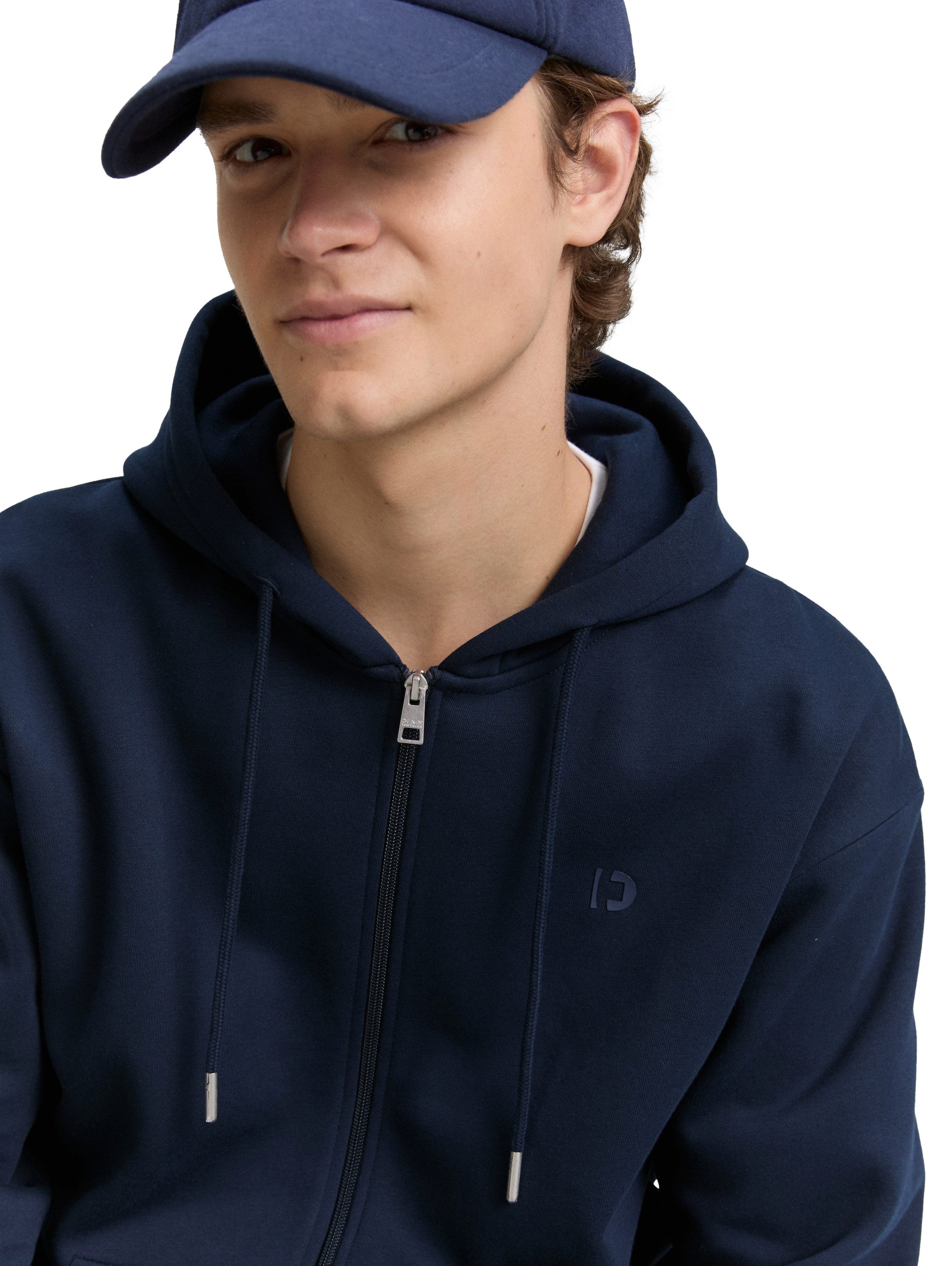 TOM TAILOR Denim Kapuzensweatjacke mit Logostickerei