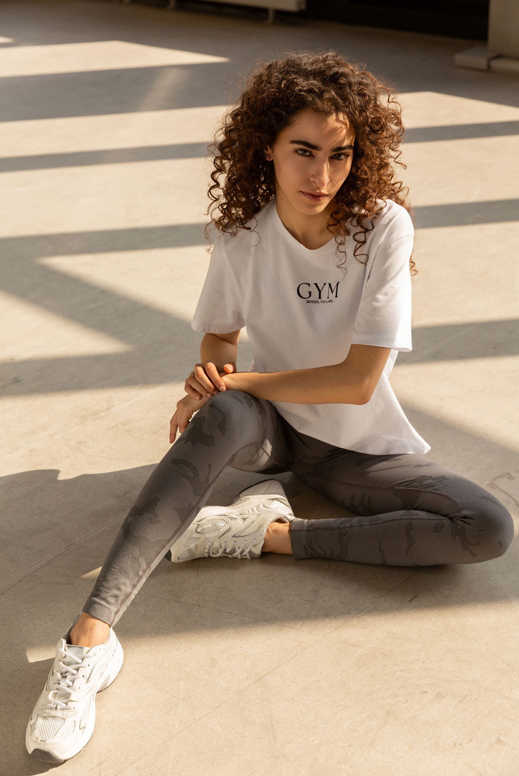 SENSES.THE LABEL Rundhalsshirt aus Baumwolle