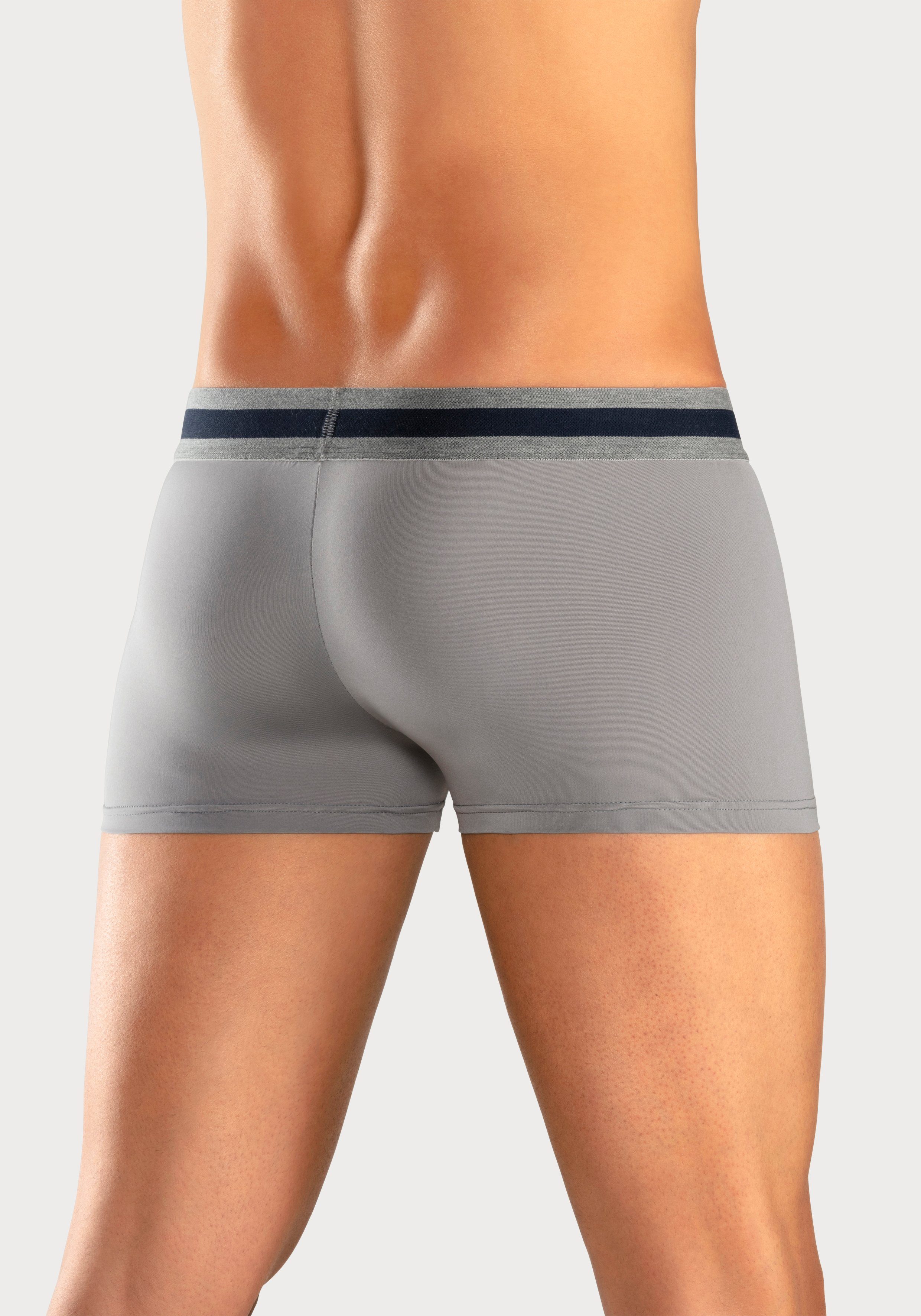 Bench. Funktionsboxer Boxershorts für Herren (Packung, 4-St) Unterhosen aus Microfaser – Bild 4 von 5