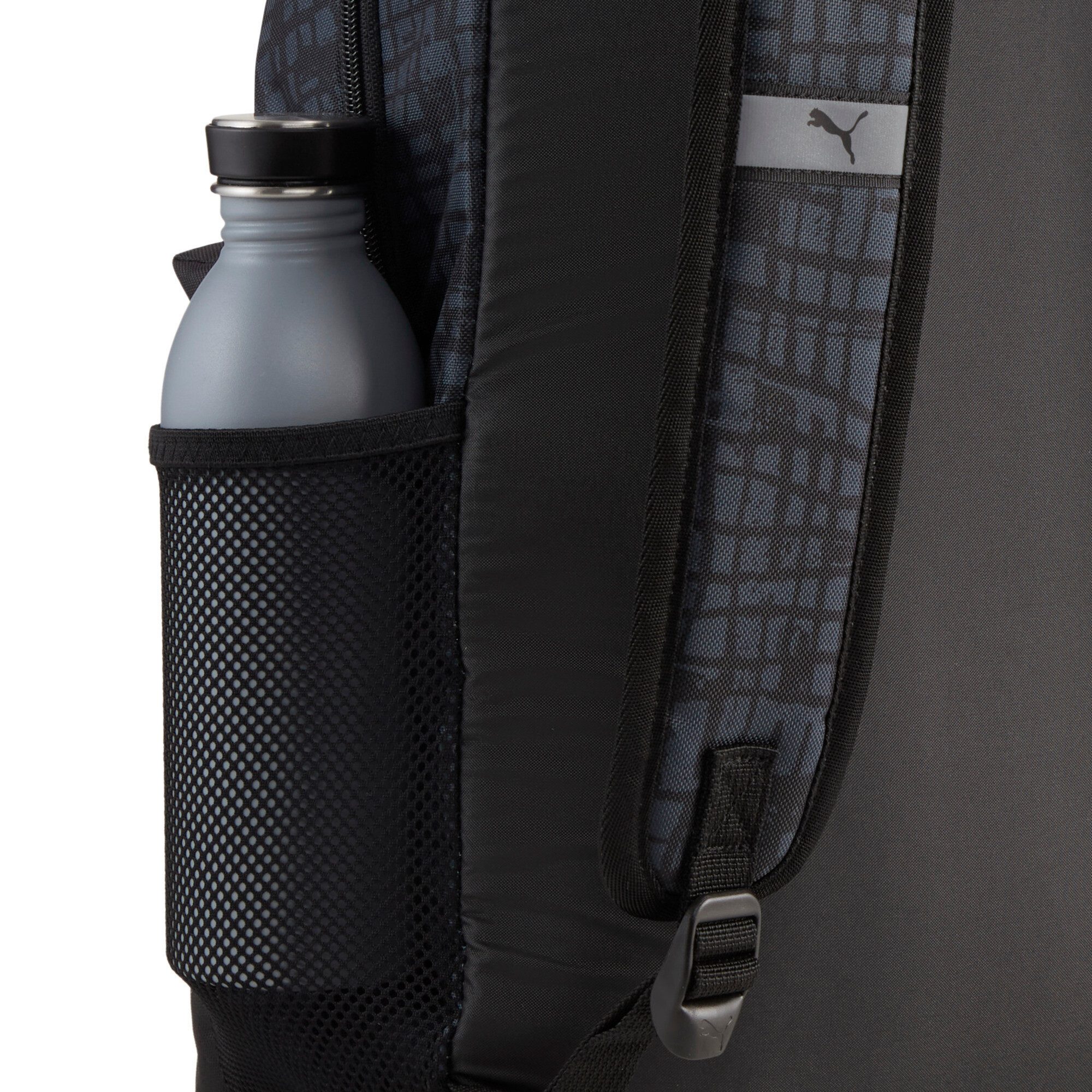 PUMA Rucksack PHASE AOP BACKPACK, mit geräumigem Hauptfach, mit vorderer Reißverschlusstasche